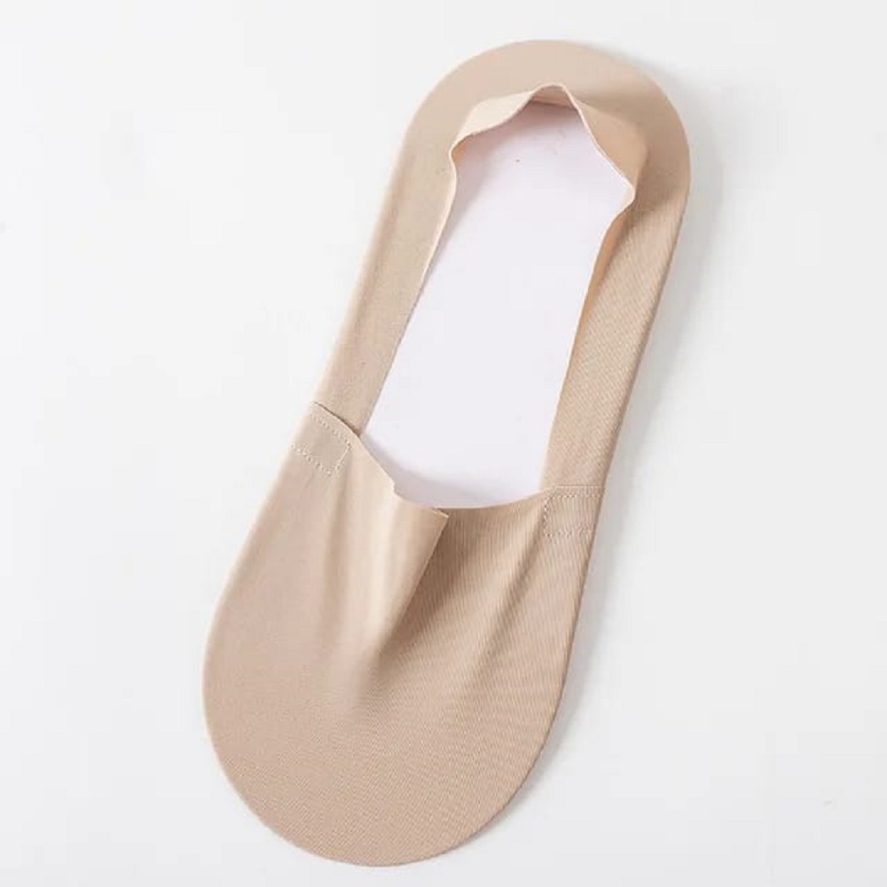 Hajj Mart Facebook ad: Going for Umrah All Umrah essential here