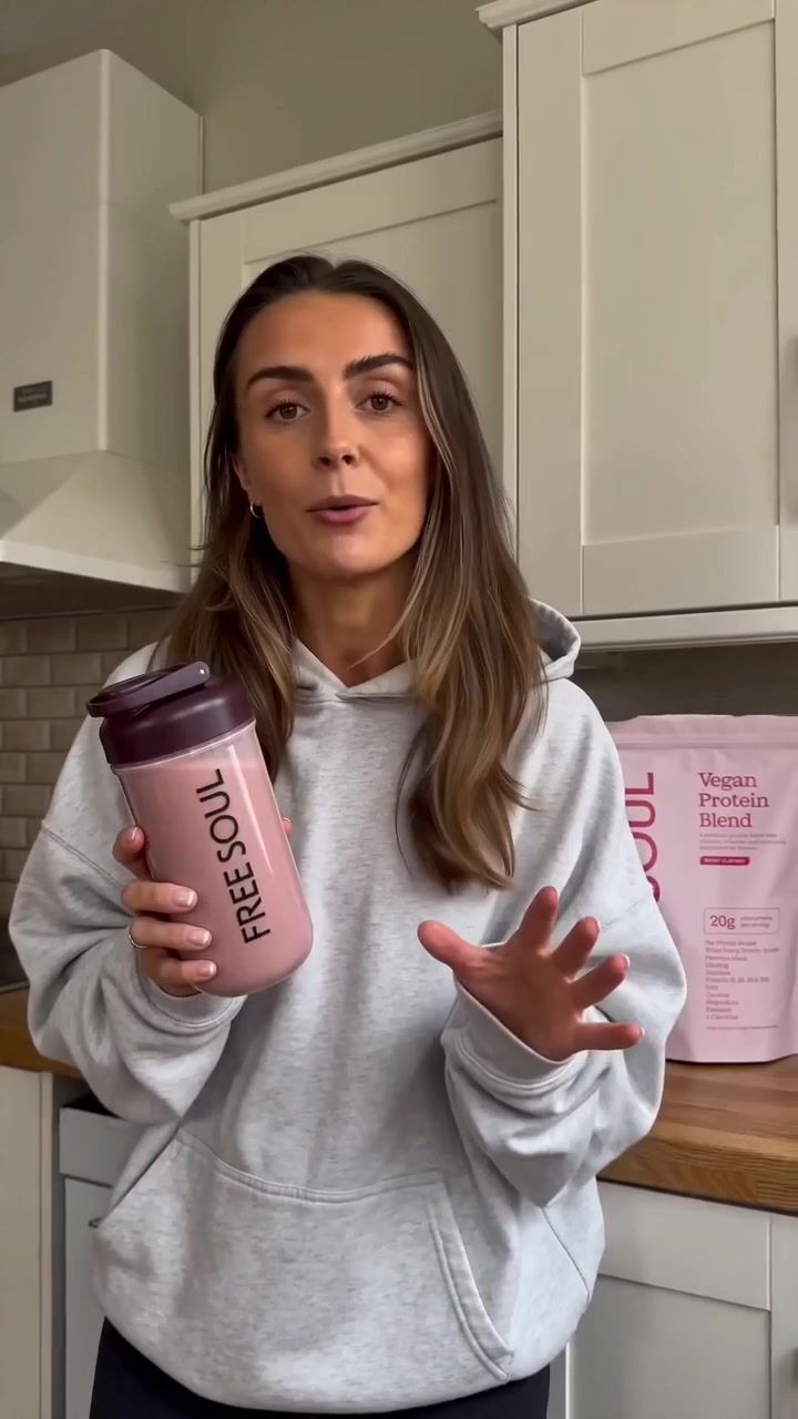 Free Soul Facebook ad: The protein powder that has your back.