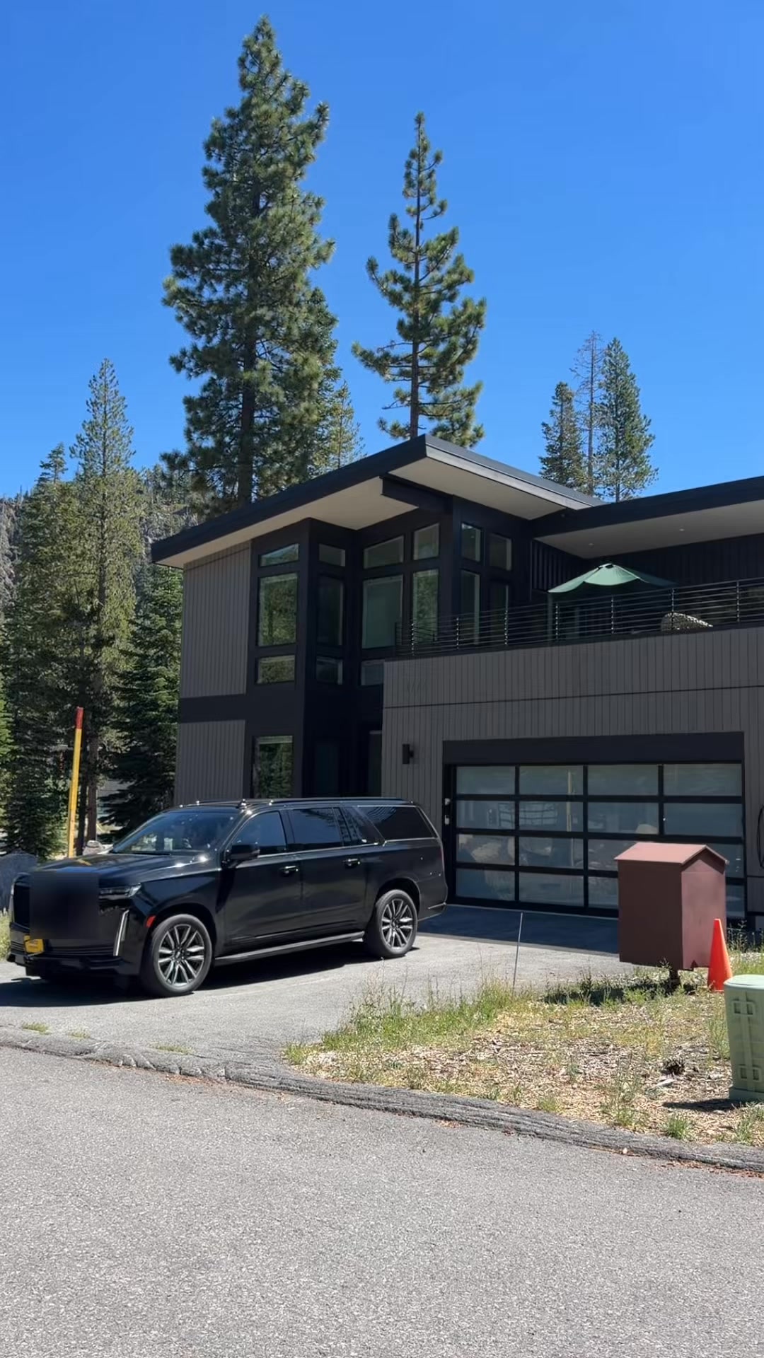 Airbnb Facebook ad: Crossing off Lake Tahoe from our summer bucket…