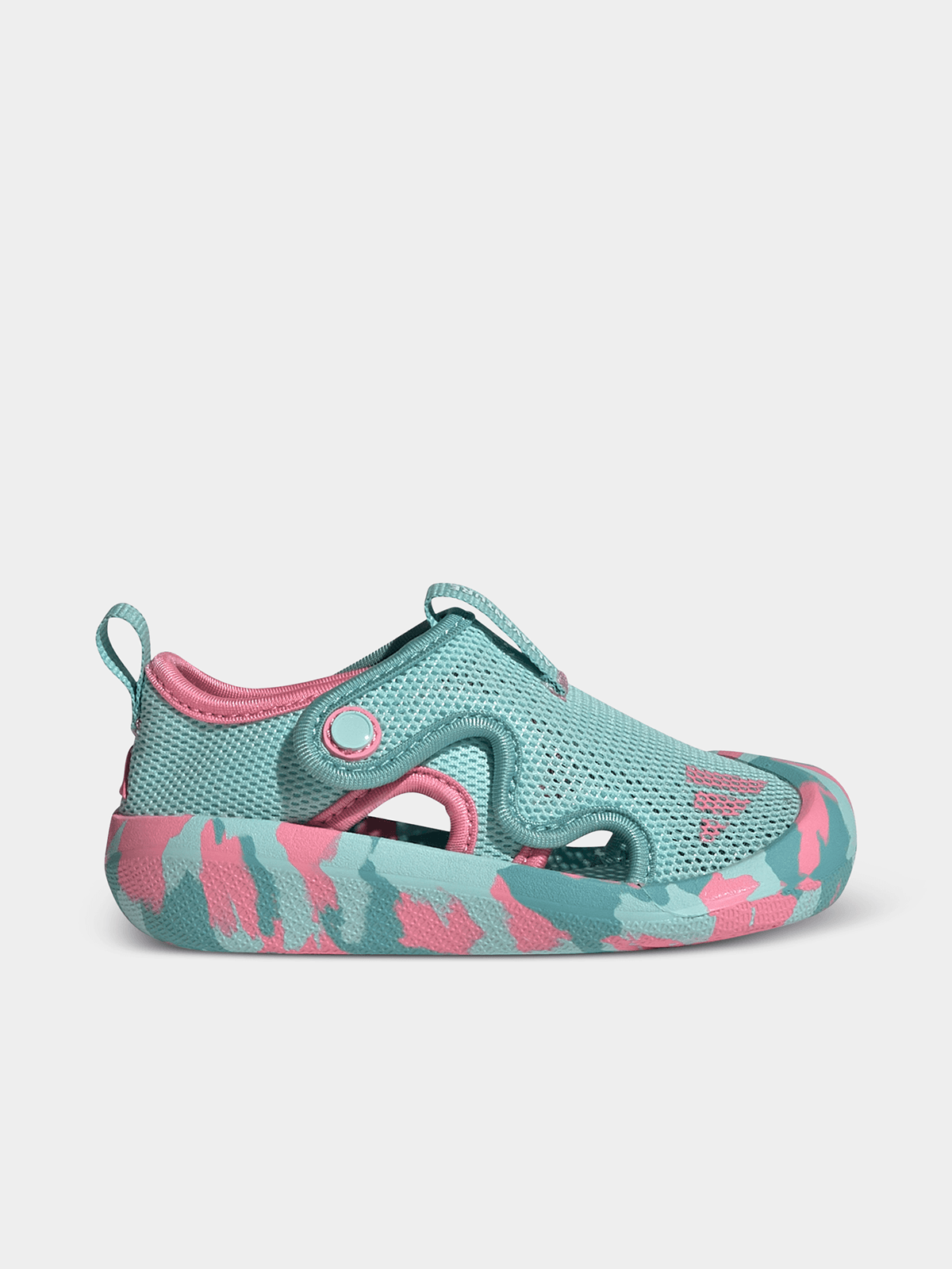 Sneaker Factory Facebook ad