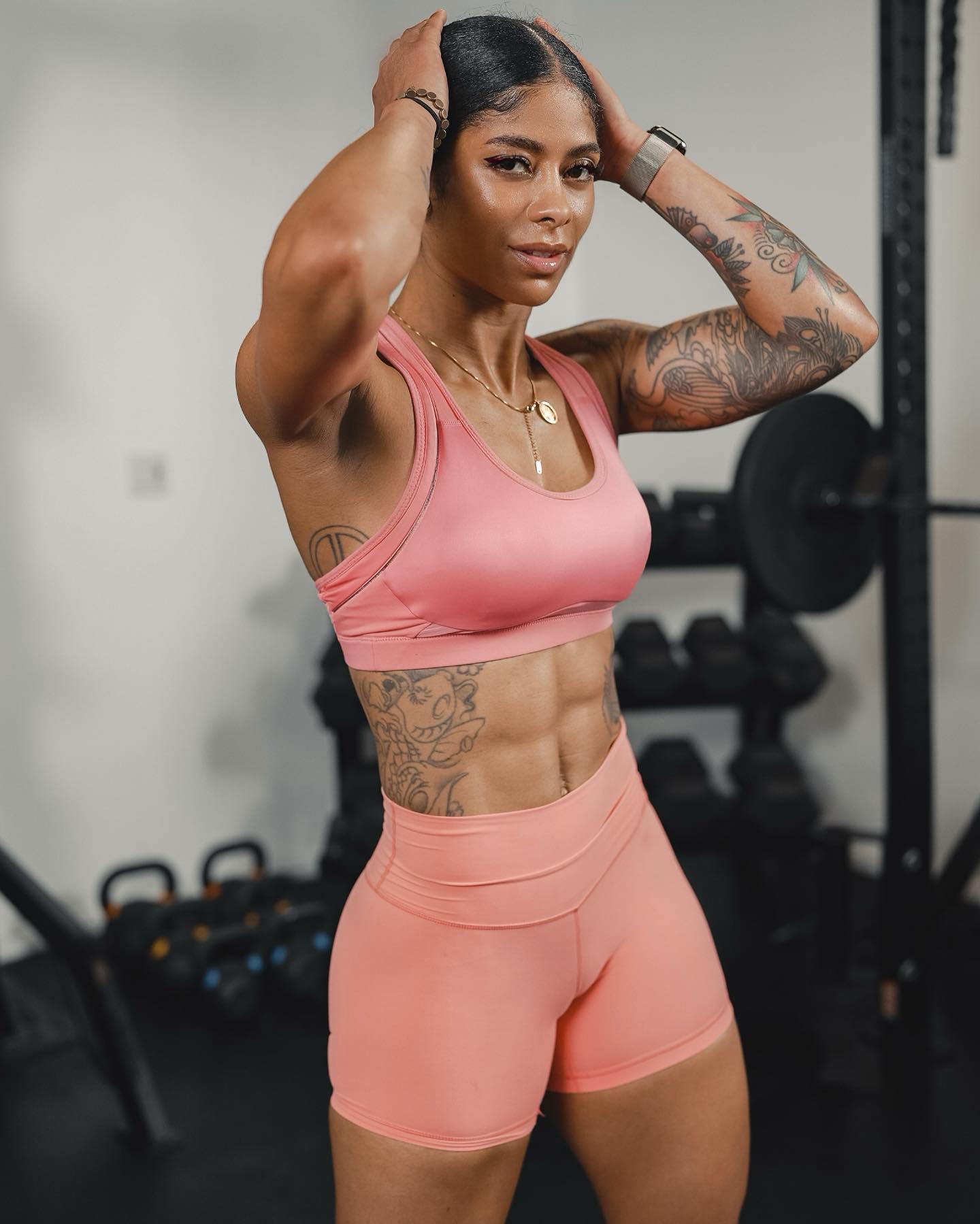Massy Arias Facebook ad: Start Your MA Warrior Journey with Massy Arias! - Más Vida