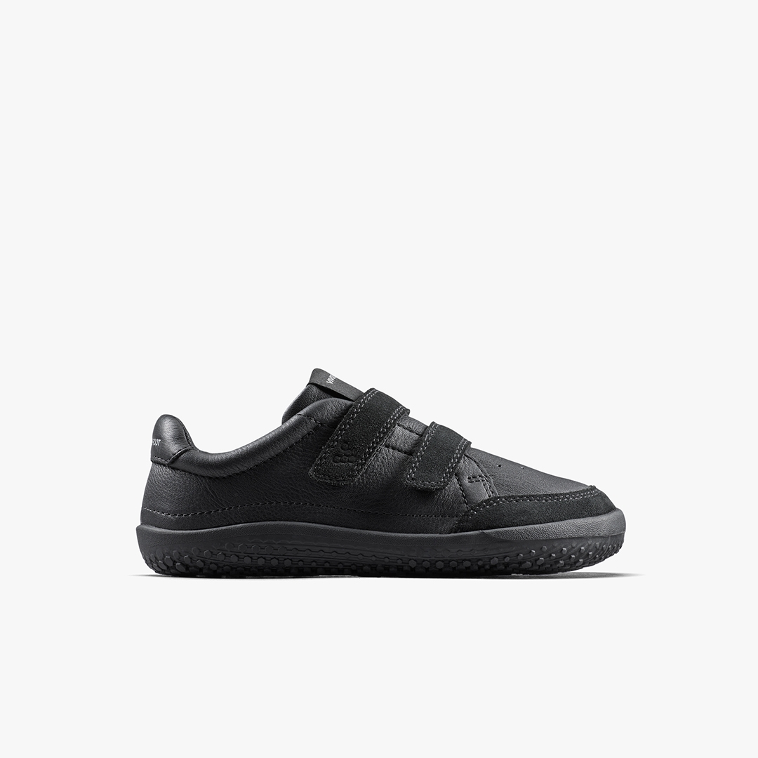 Vivobarefoot Facebook ad