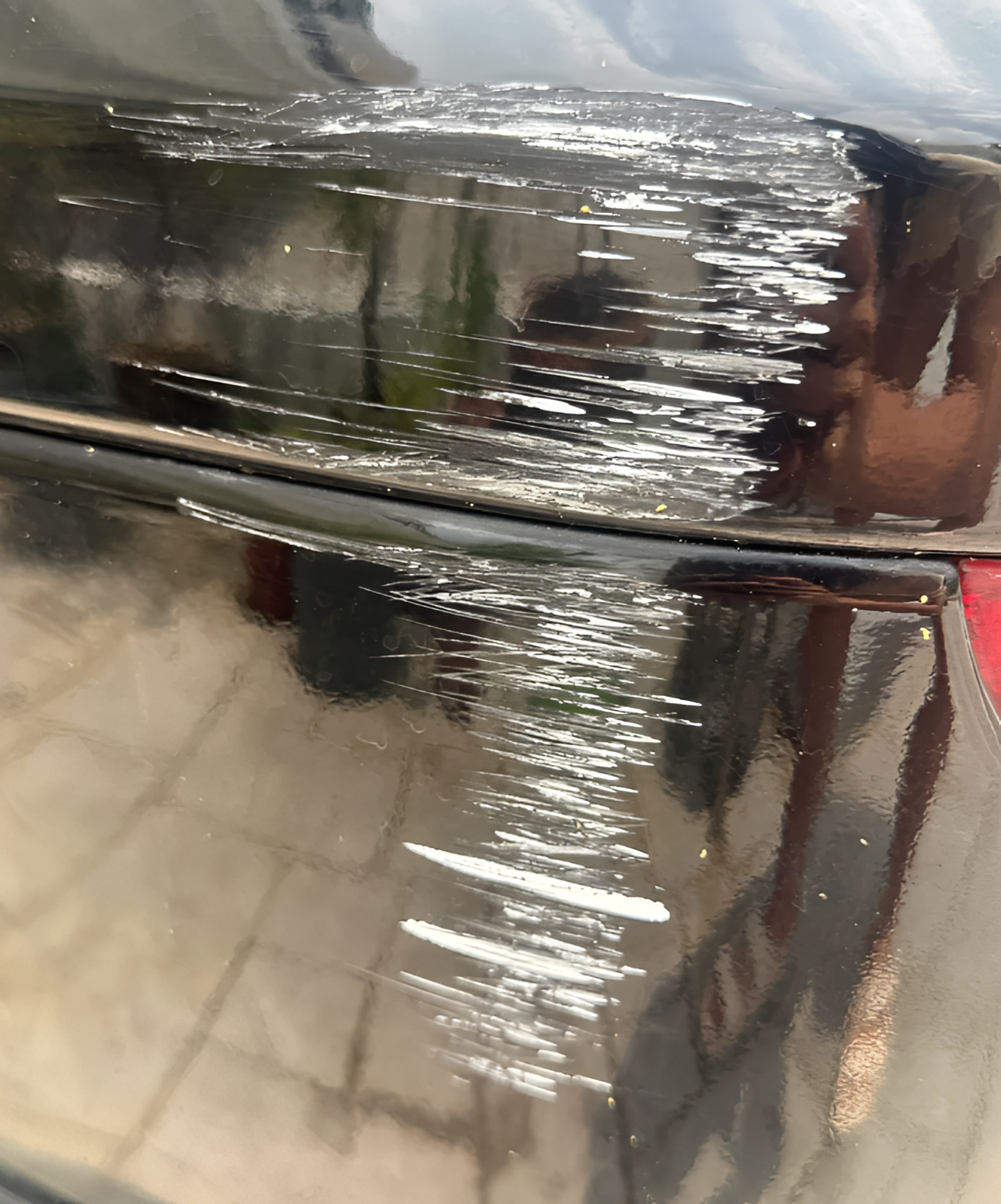 Paul Reynolds Facebook ad: Don't let a body shop rob you blind over a minor scratch.