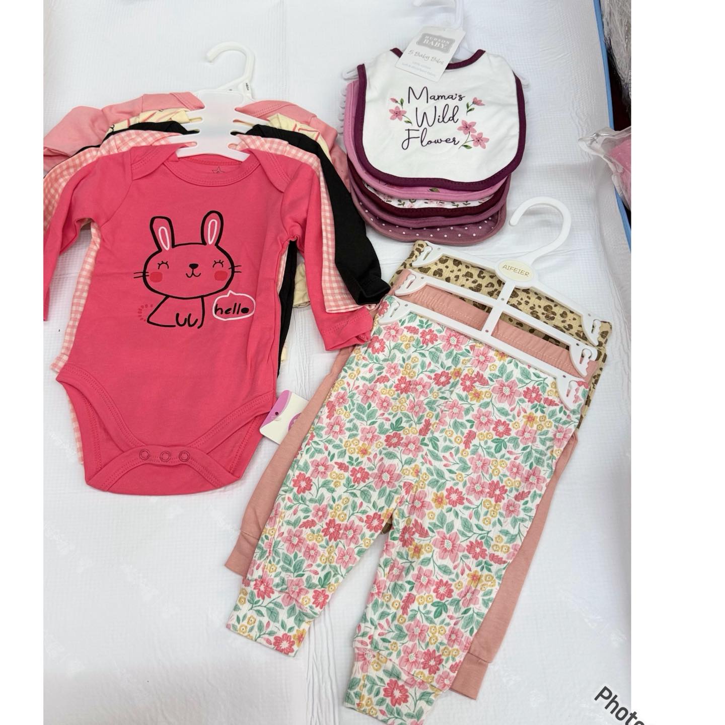 Hali Baby Shop Facebook ad
