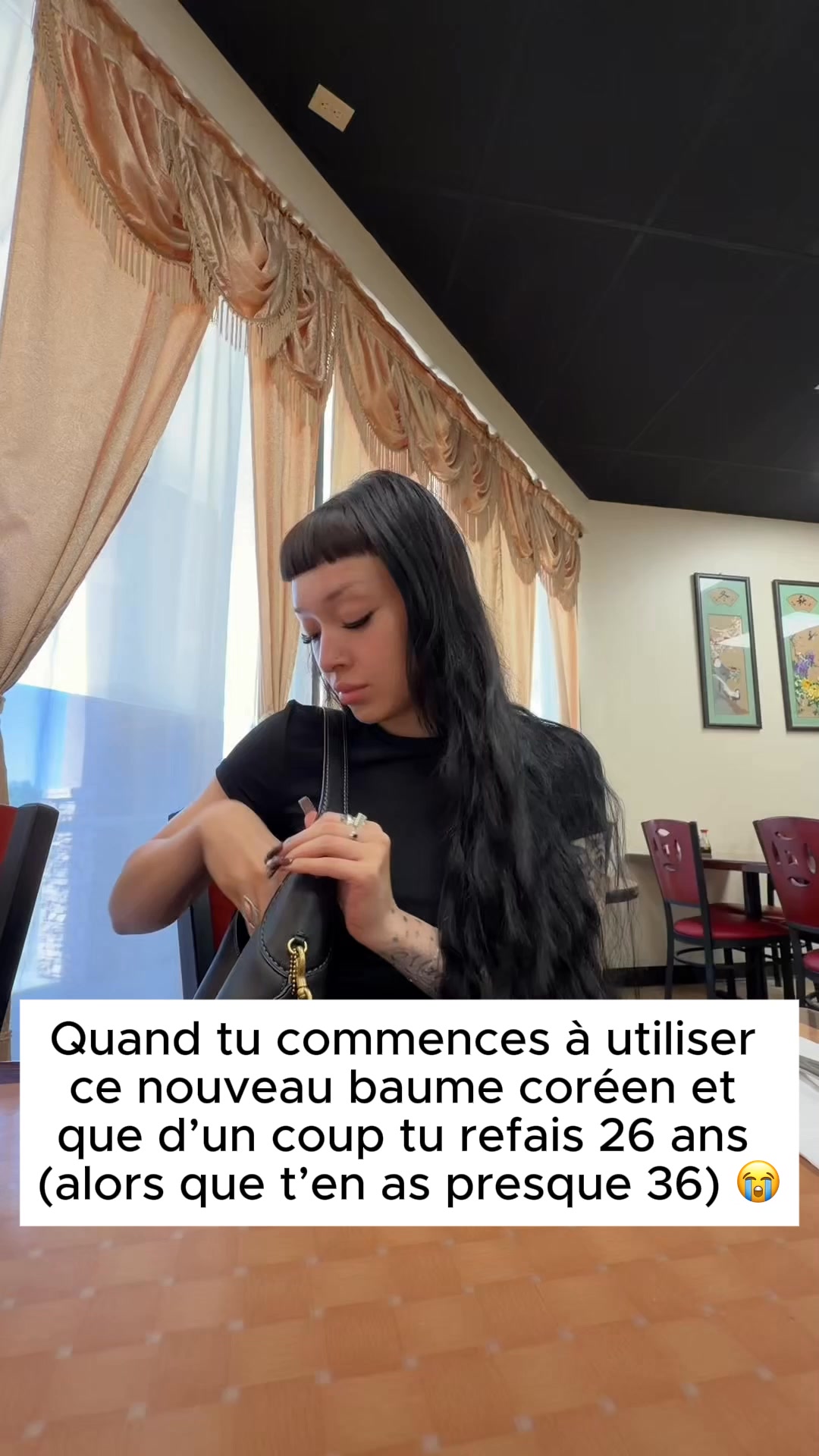 Soelia Facebook ad: Réveille-toi avec un visage repulpé et rebondi
