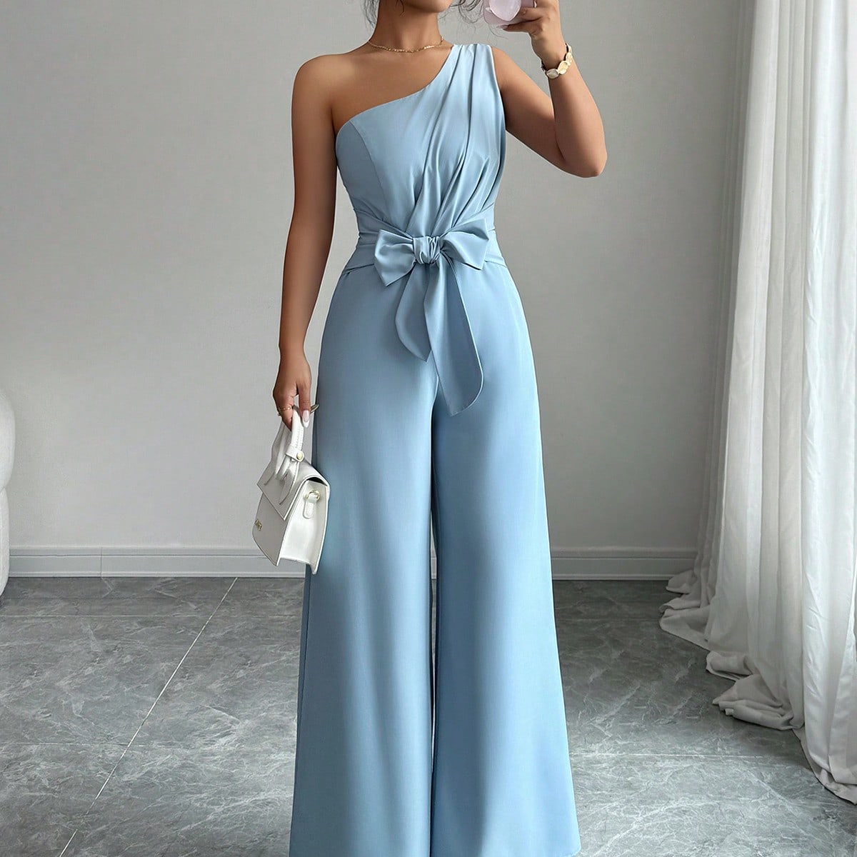 SHEIN Facebook ad: Stay stylish with our ever-evolving fashion line.