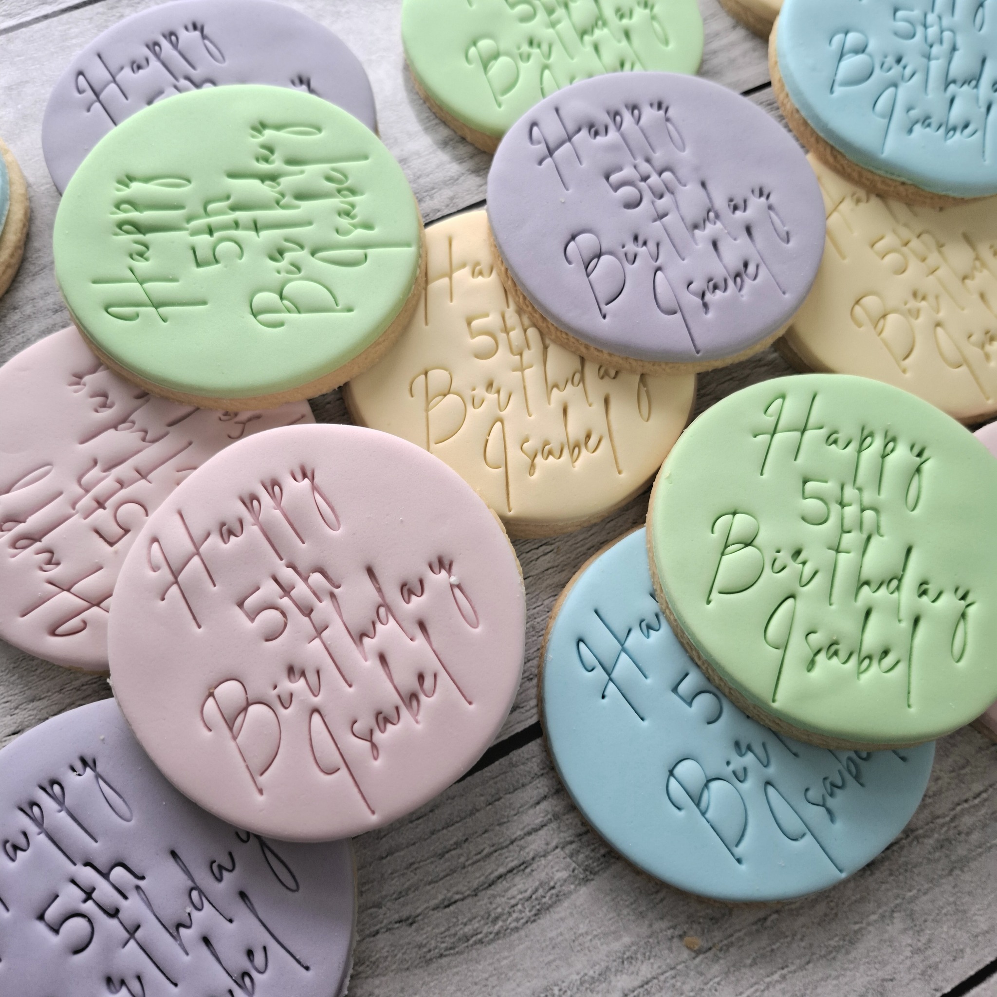 The little cookie project Facebook ad: Thelittlecookiepj - Etsy