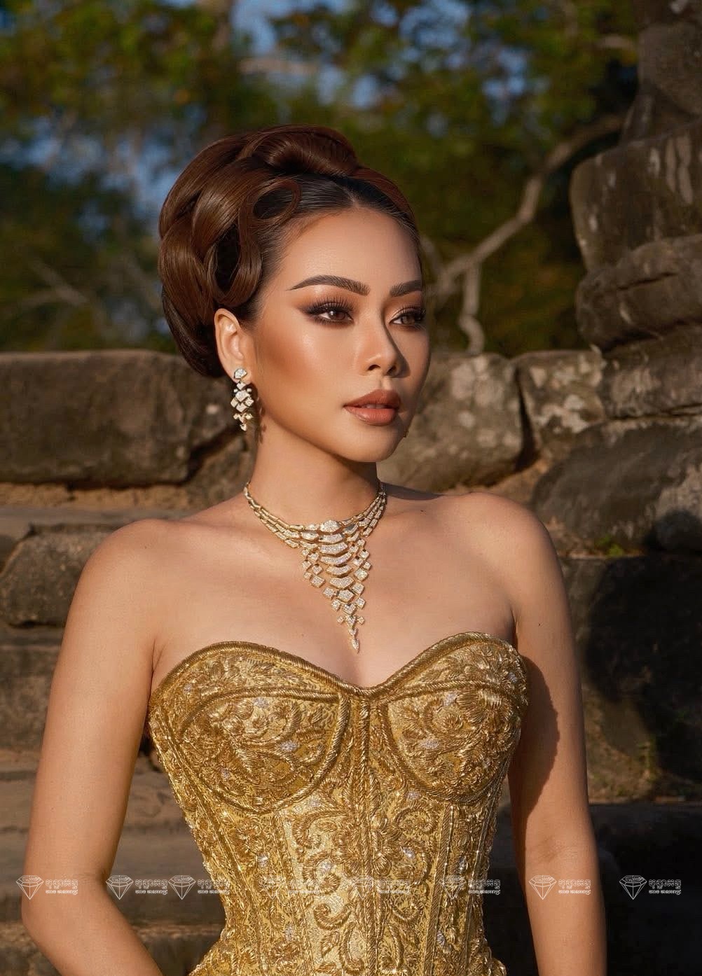 Bophakun Jewelry Co., Ltd - ហាងមាសពេជ្រ បុប្ផាគន្ធ Facebook ad: ហាងមាស ពេជ្រ បុប្ផាគន្ធ សូមស្វារគមន៍ - សូមមេត្តាចុច…