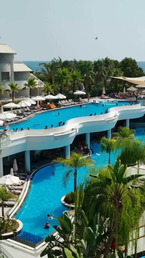 Long Beach Resort Hotel Facebook ad from Dec 21, 2025
