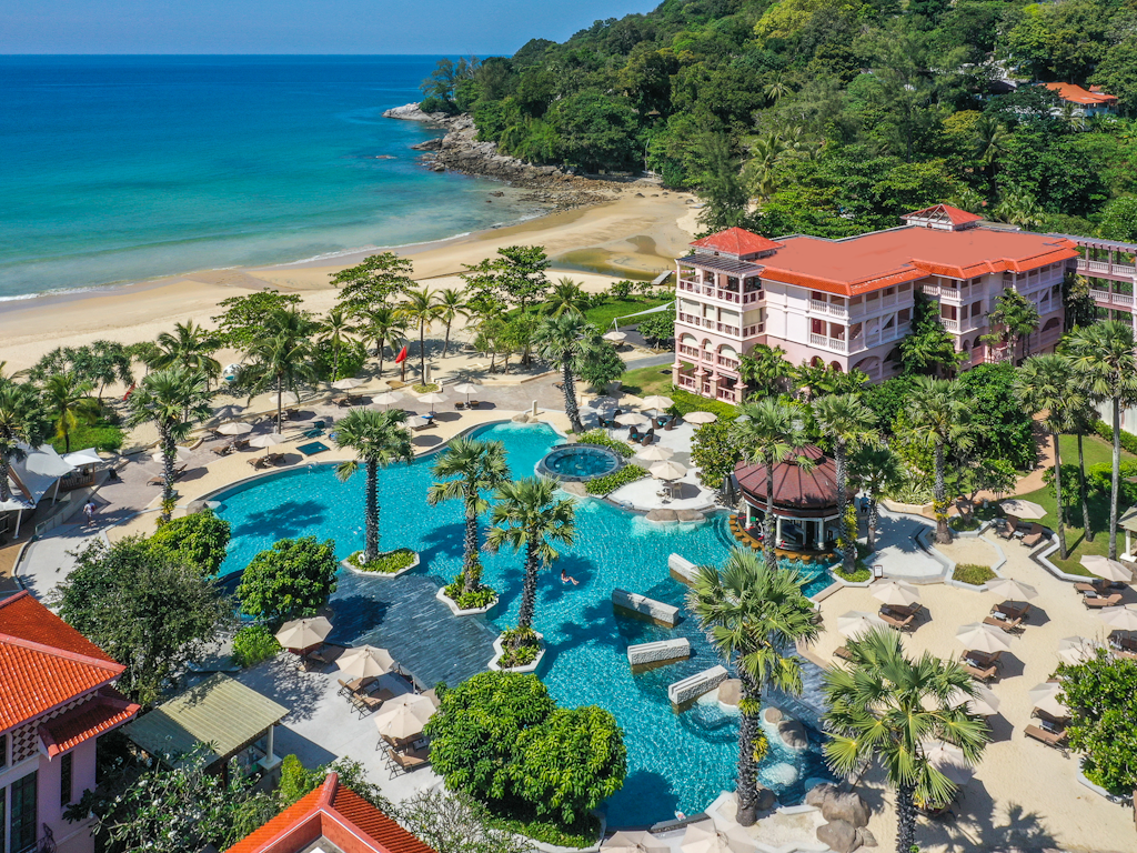 Centara Grand Beach Resort Phuket Facebook ad: Your getaway with Centara is still waiting!