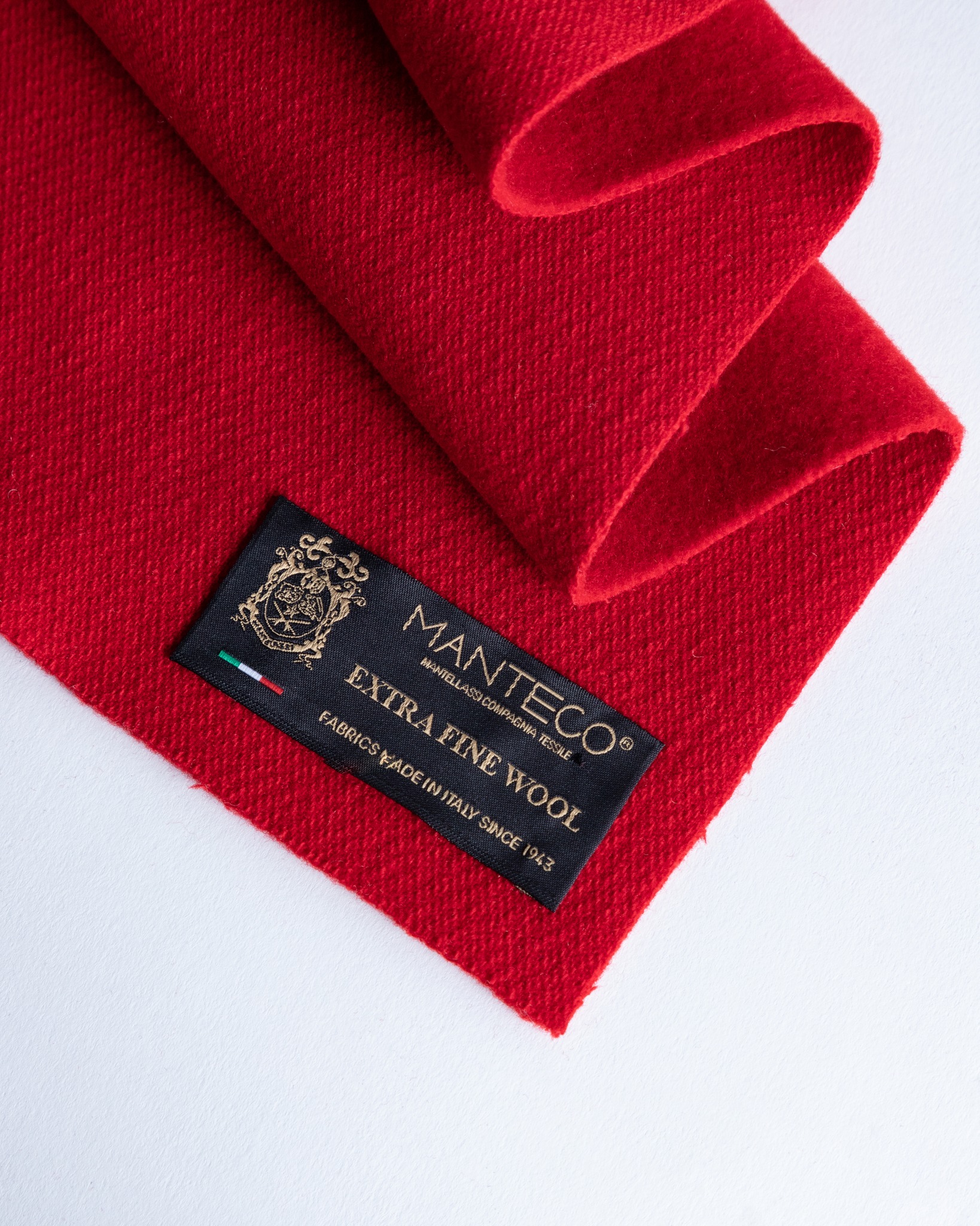 Manteco Facebook ad: Look for our label on brands’ garments!