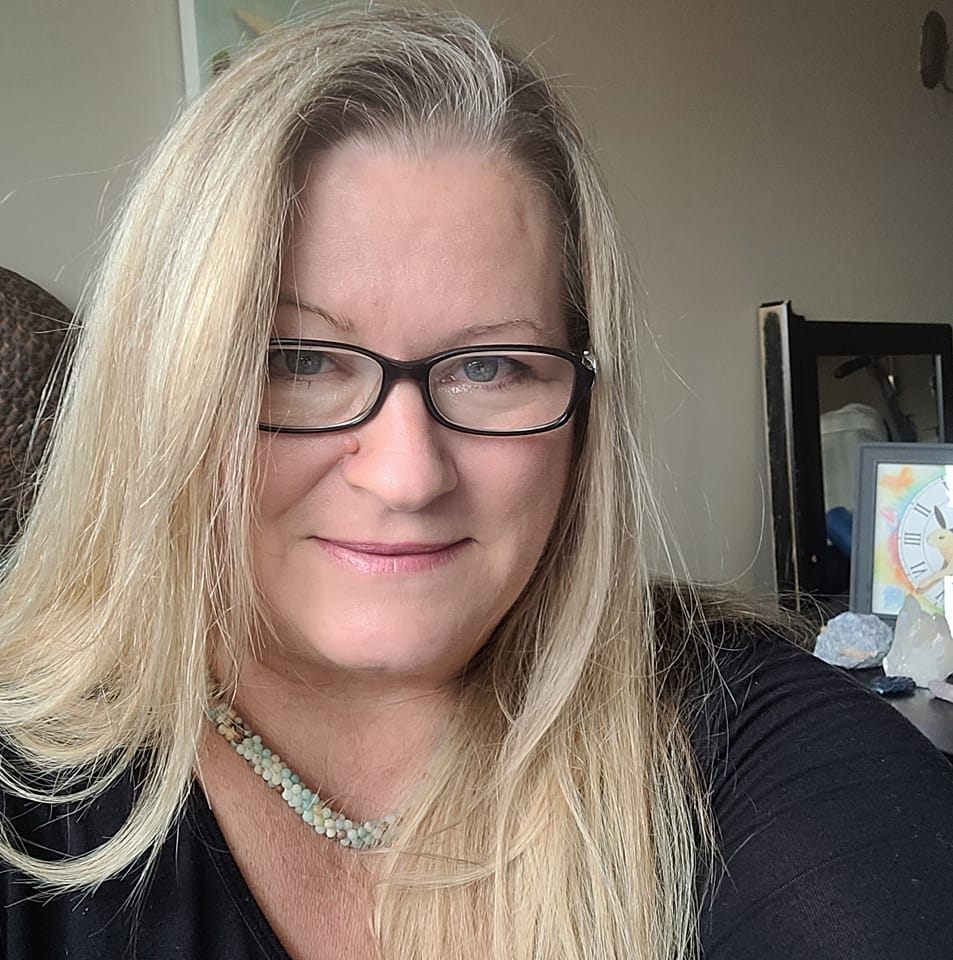 Liz Throp Facebook ad: I work fulltime as an International Psychic.