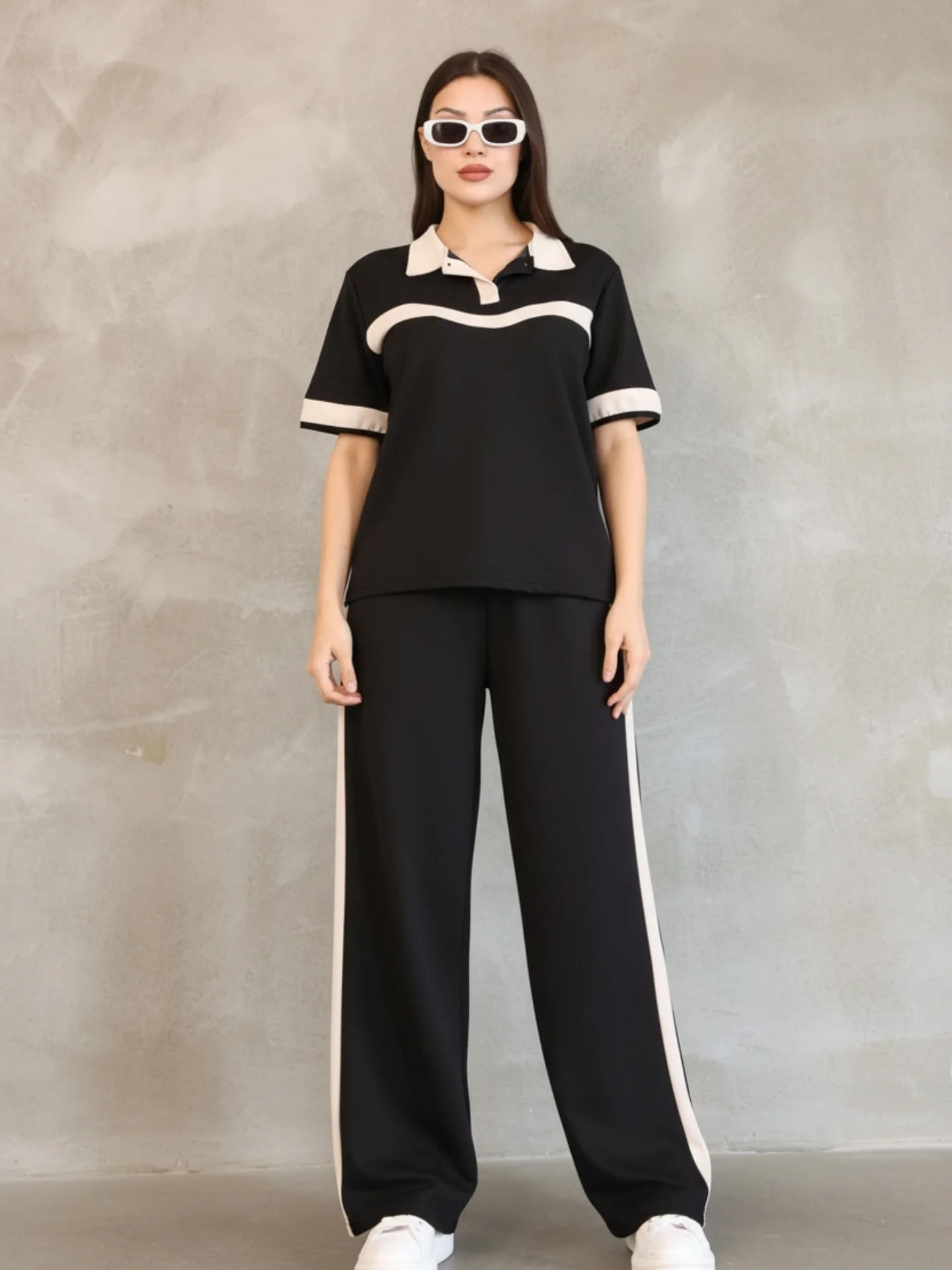 The Hawk Facebook ad: The most in-demand women’s summer co-ord sets have…