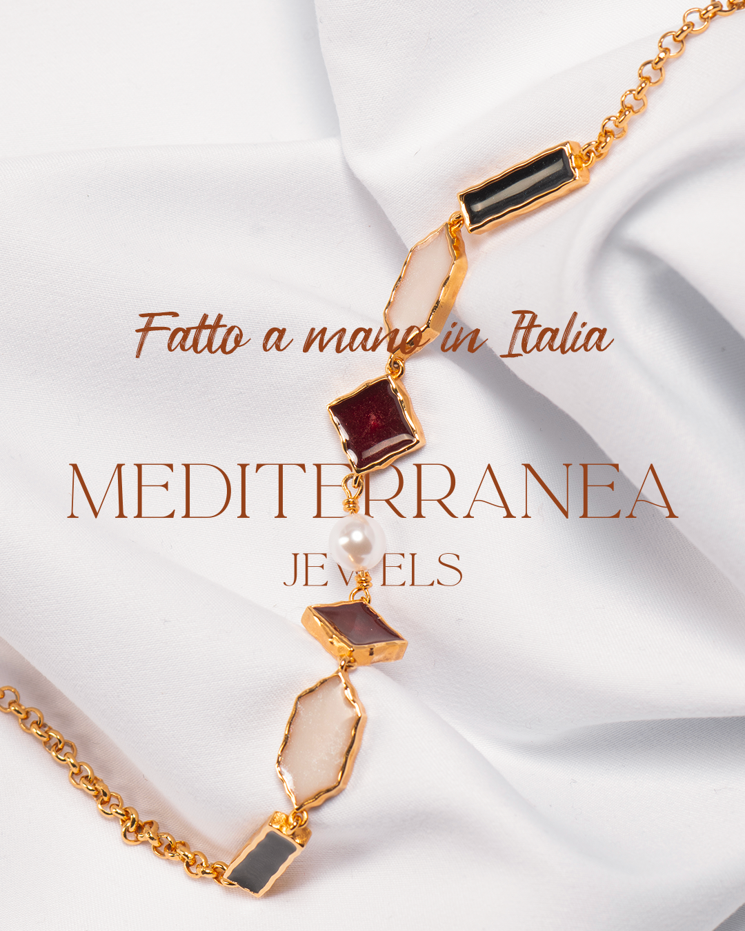 Mediterranea Jewels Facebook ad: Gioielli che uniscono mondi diversi