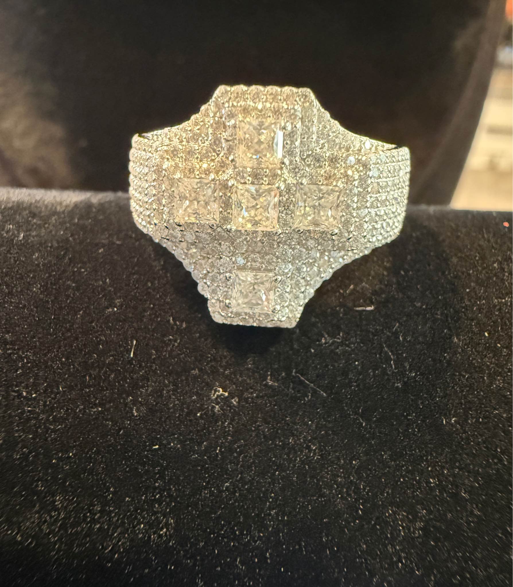 Stephanie Silva Facebook ad: Iced Out Cross Ring, VVS Moissanite, 925 Sterling Silver…
