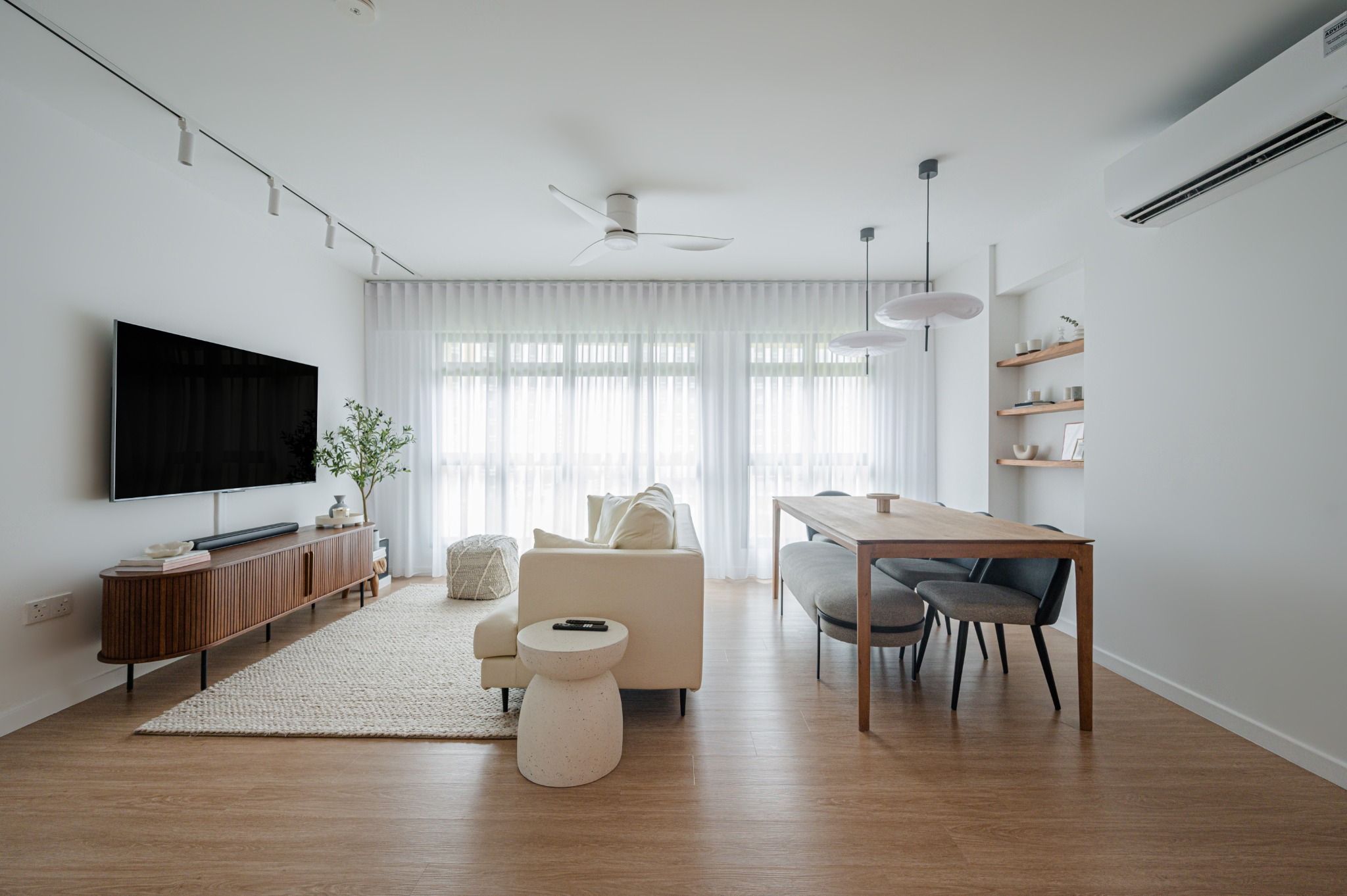 Casa Interior Design Pte Ltd Facebook ad