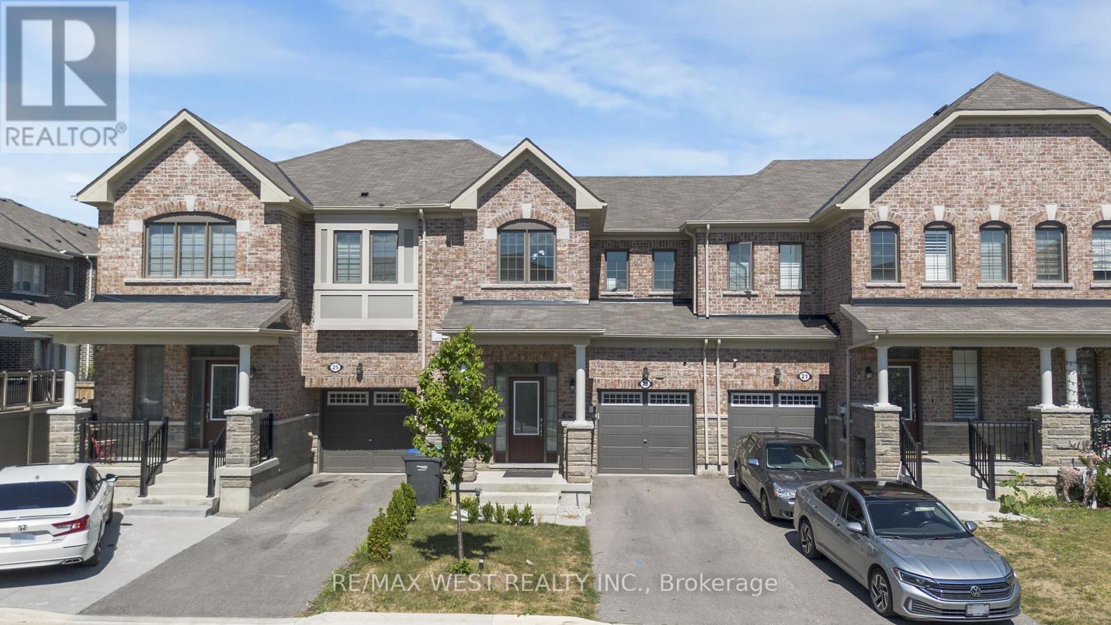 Frank Leo & Associates Re/max West Realty Inc Facebook ad