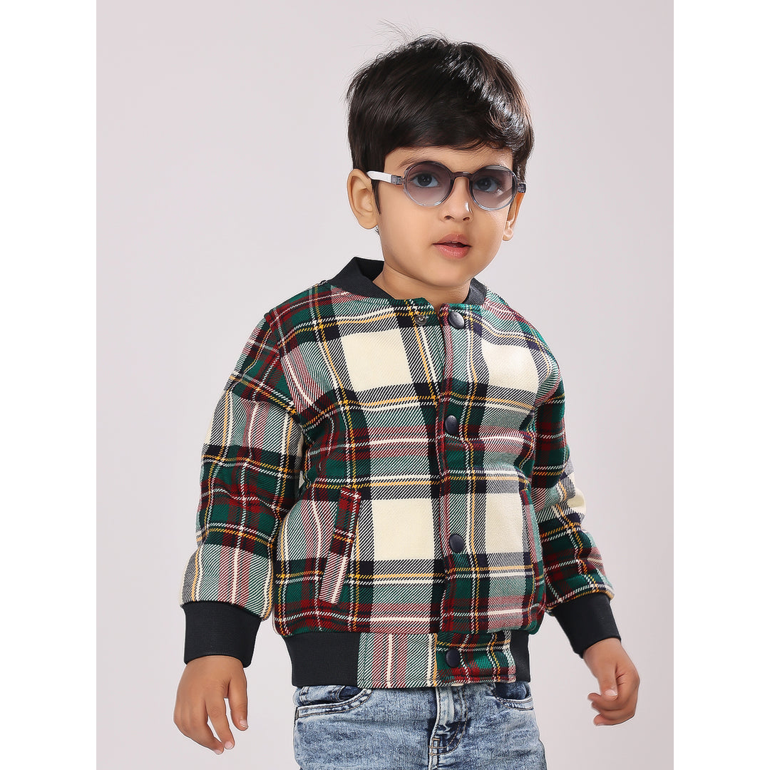 Piccolo Piglet Facebook ad: Dress your little ones in festive vibes!