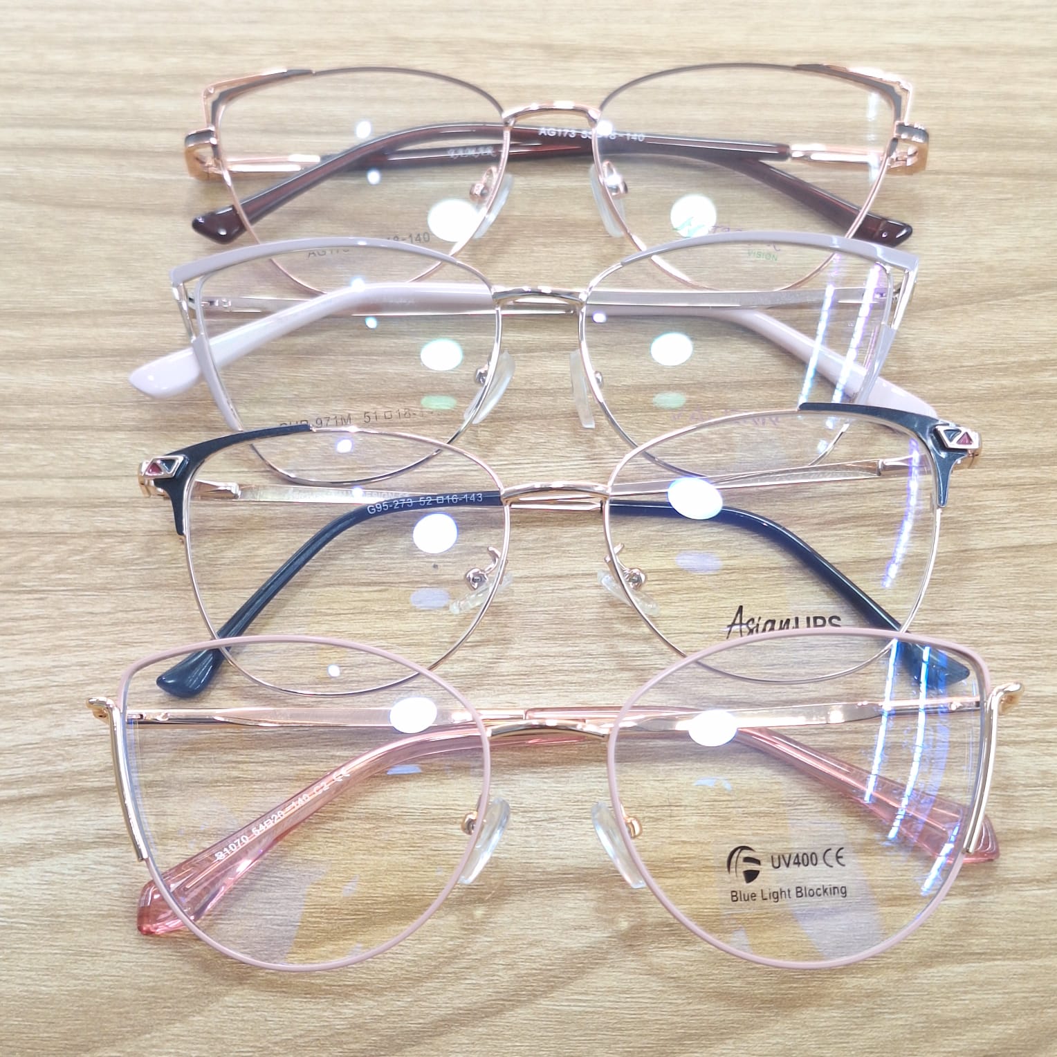Laboratorio Óptico Familiar Facebook ad: ¡OFERTAS IMPERDIBLES!