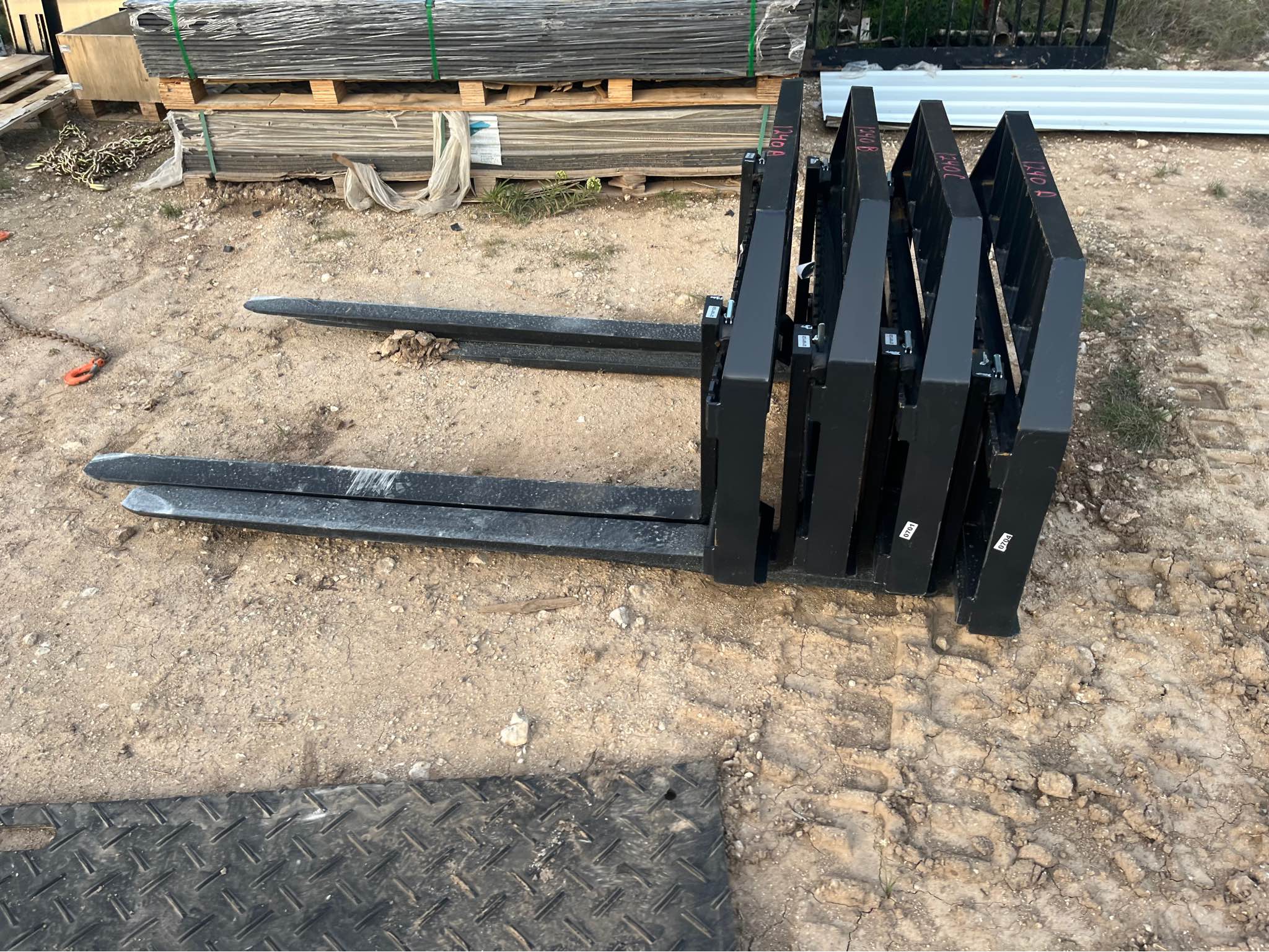 Eric Brown Facebook ad: Brand new 48 inch pallet forks or 60 inch pallet forks