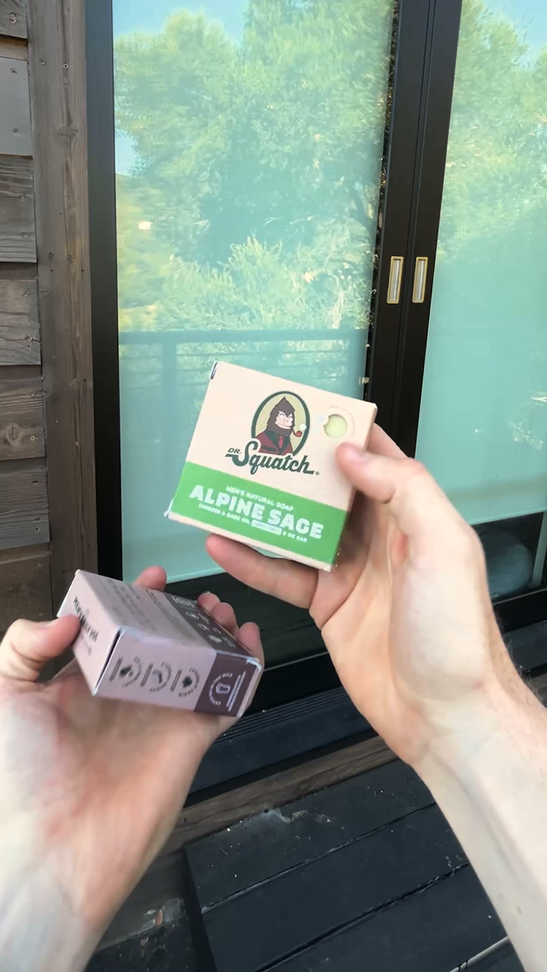 Dr. Squatch Facebook ad: 3 FREE GIFTS + 56% OFF