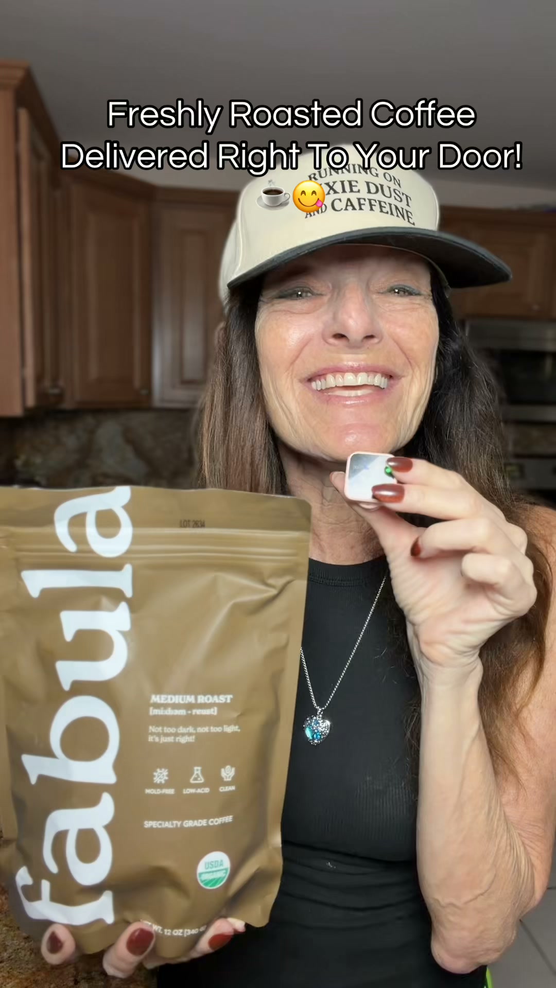 Fabula Coffee Facebook ad: Drink Clean Coffee, Feel Great