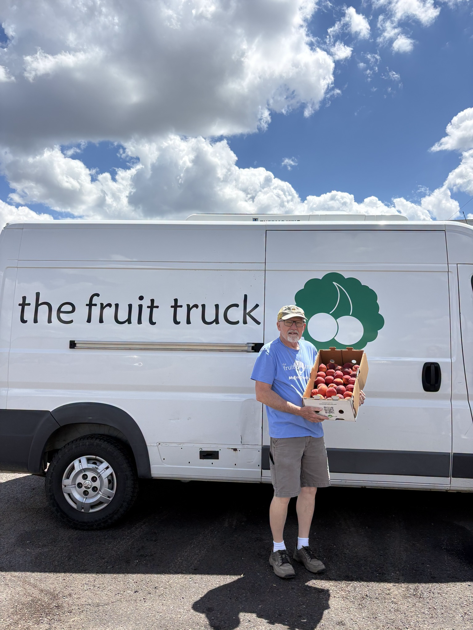 The Fruit Truck Facebook ad: Butterfield MN Georgia Peaches Sprinter Sale!