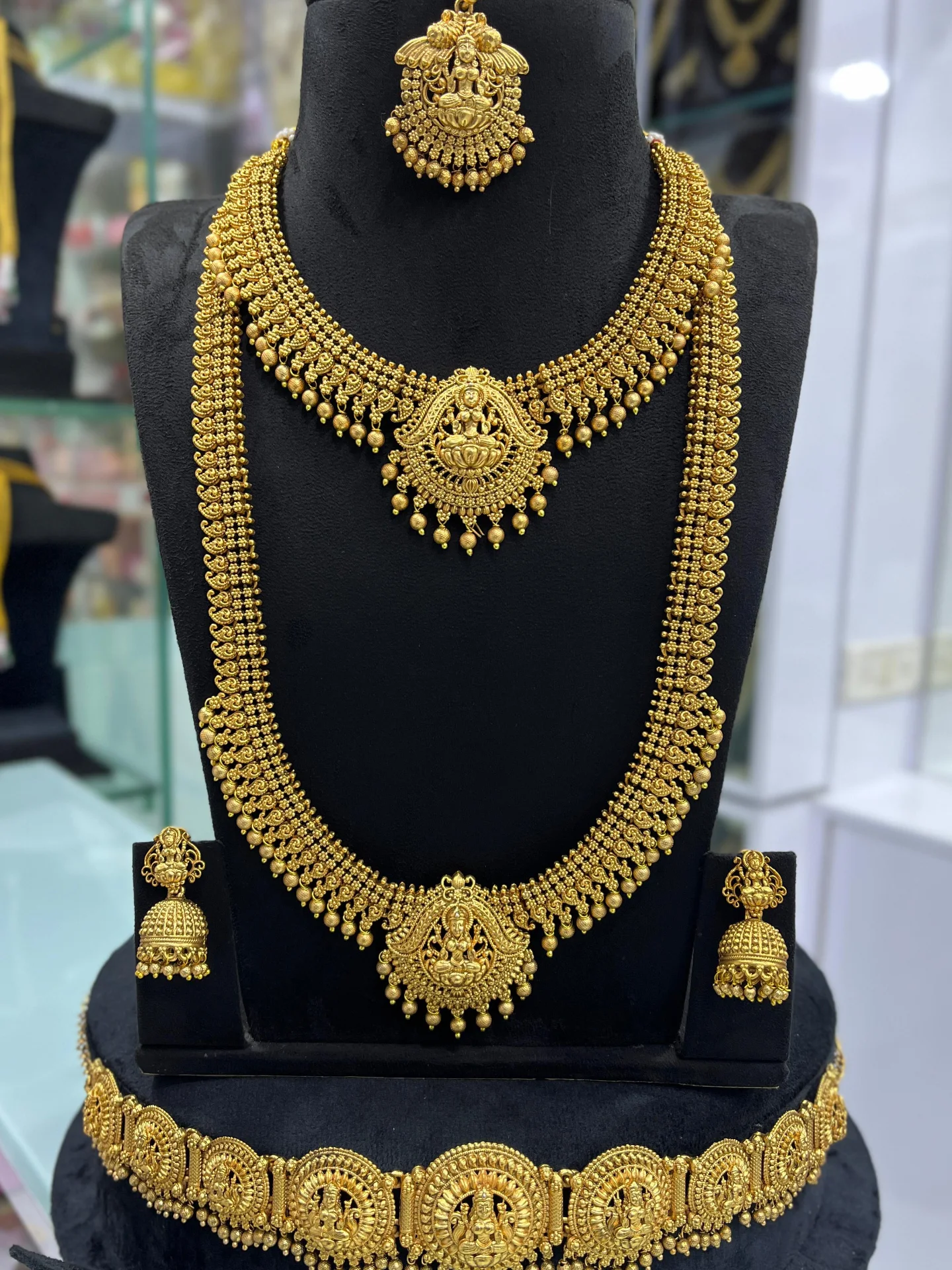 Navil Trendz jewellery wholesaler Facebook ad
