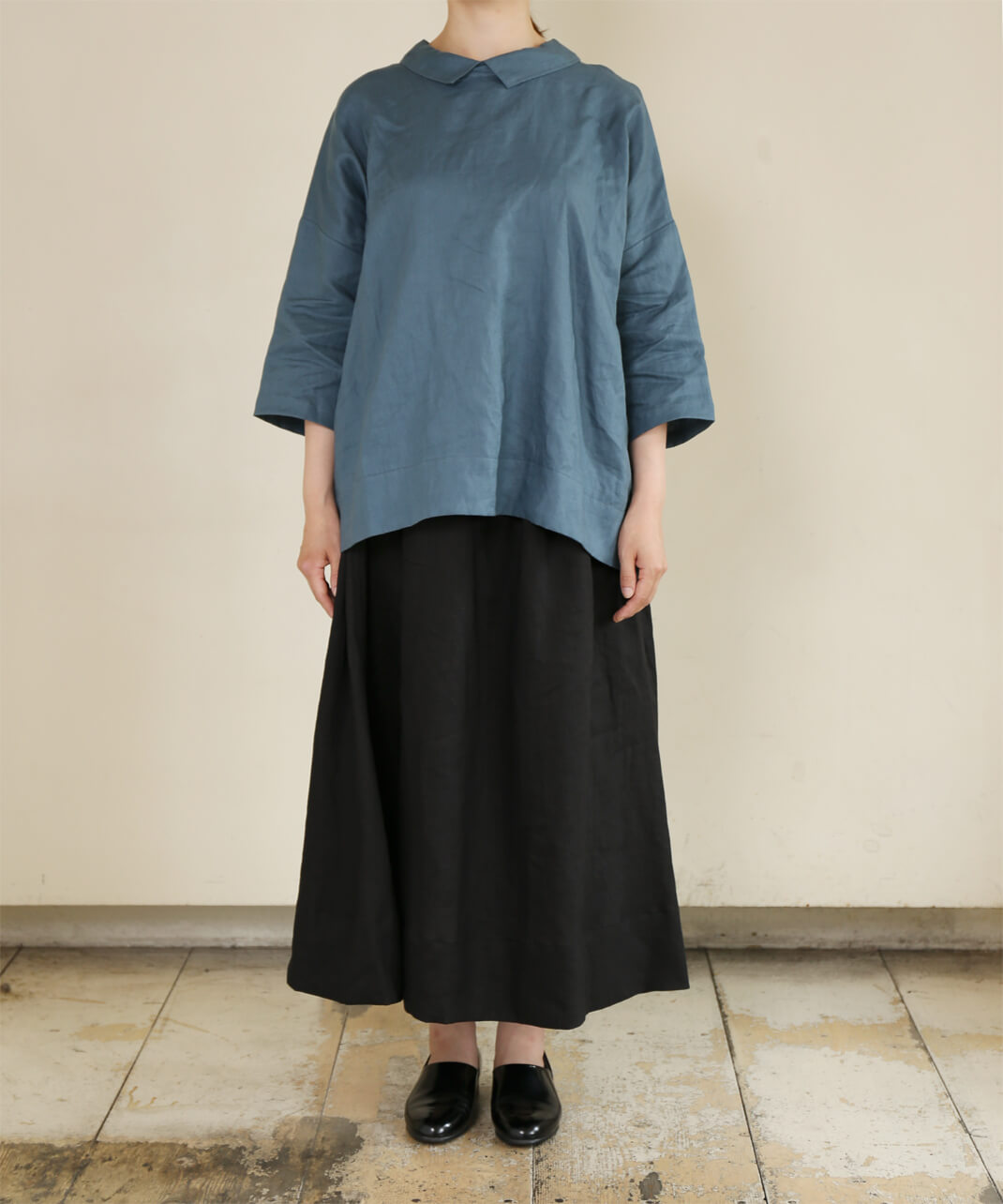 mumokuteki Facebook ad: mumokuteki online store