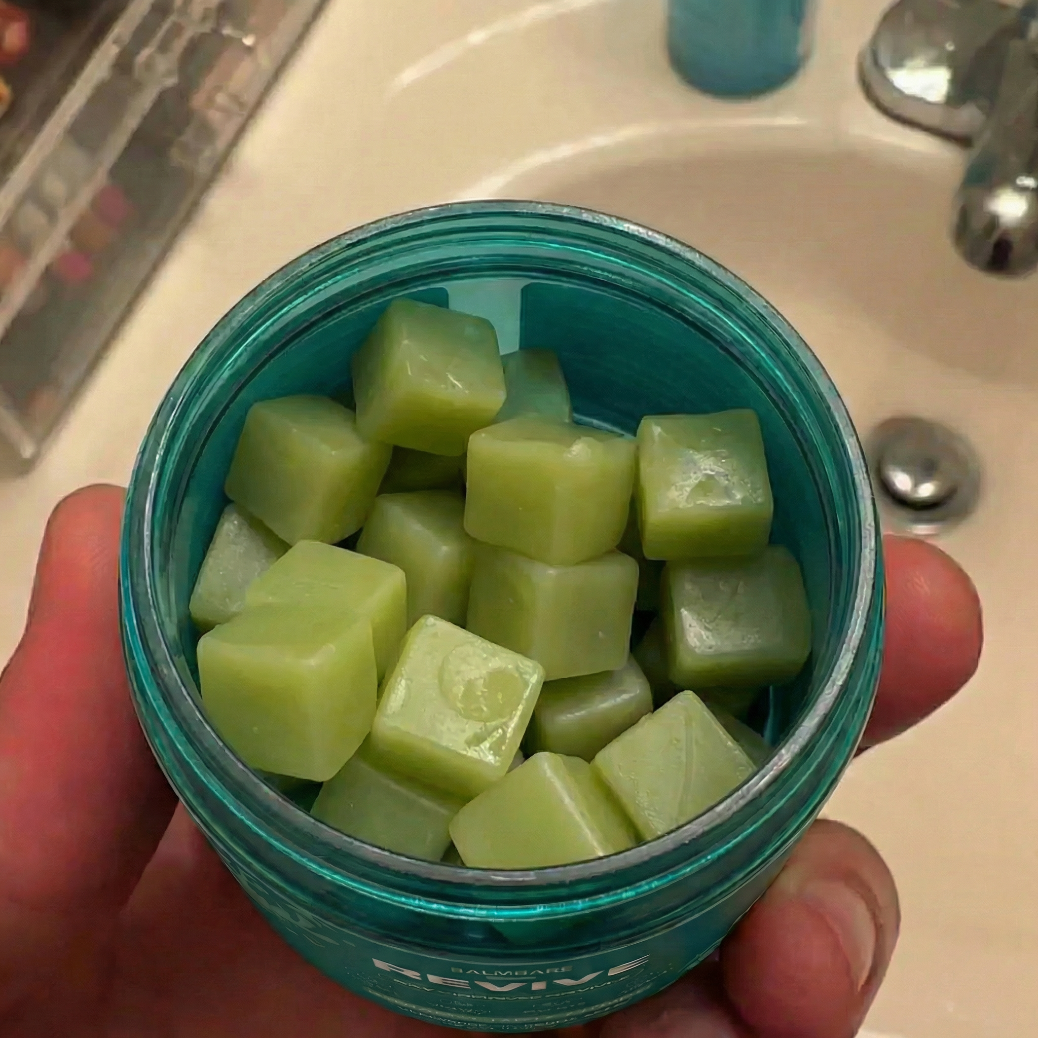 Ashwilliamms Facebook ad: Nurse shares what she found out GLP-1 hair loss