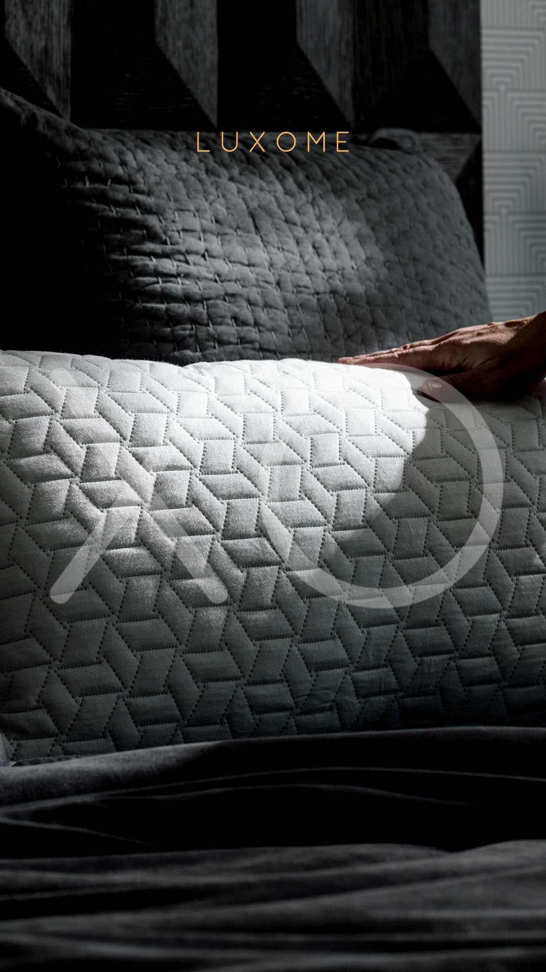 Luxome Facebook ad