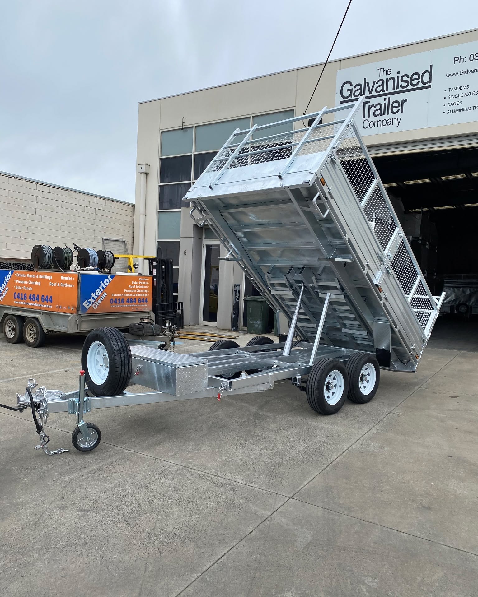 The-Galvanised Trailer-co Facebook ad: 2026 TGTC 12x7 Flat Top Hydraulic Tipper, 3500KG ATM