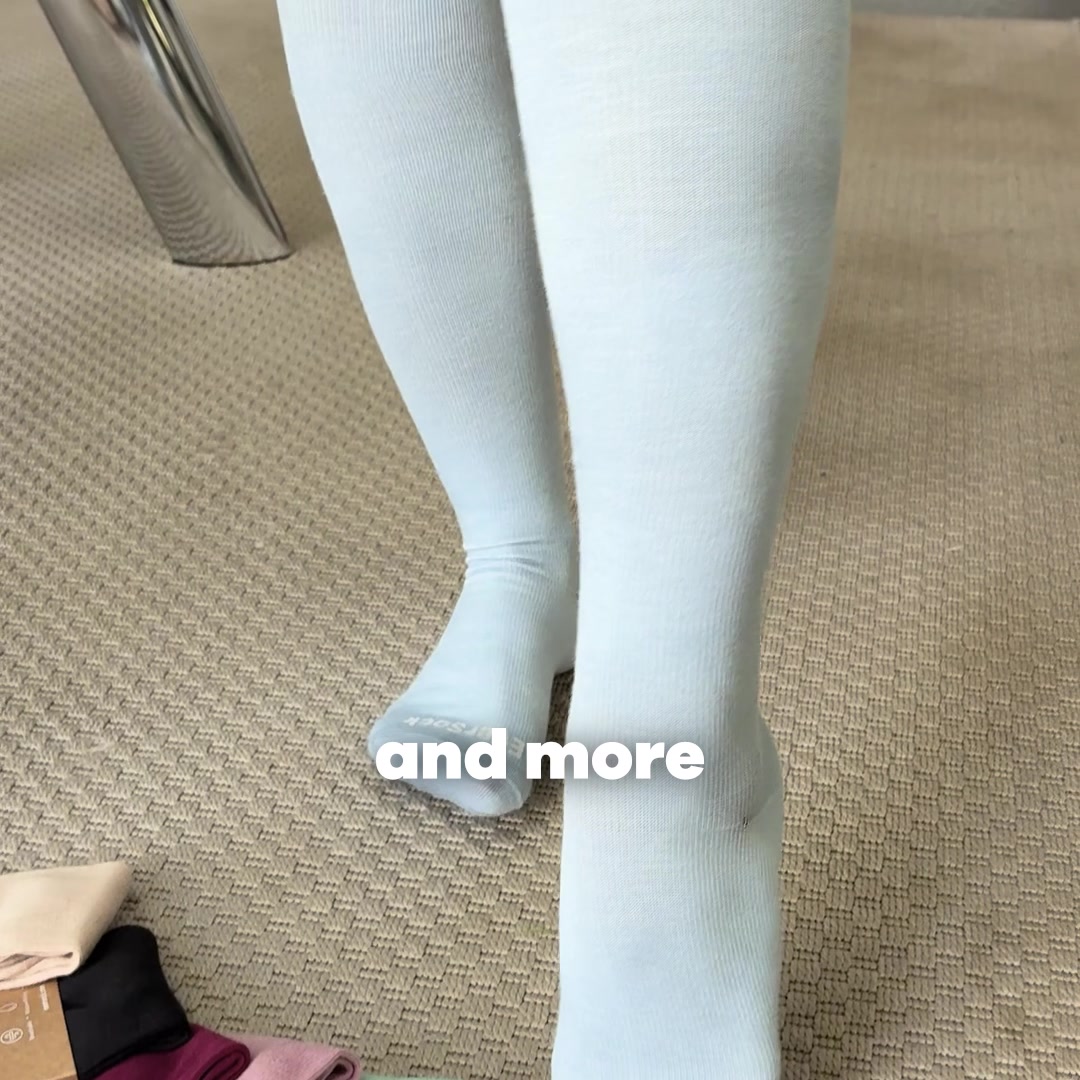 EverSock Facebook ad: Buy 2 Pairs Get 2 Free!