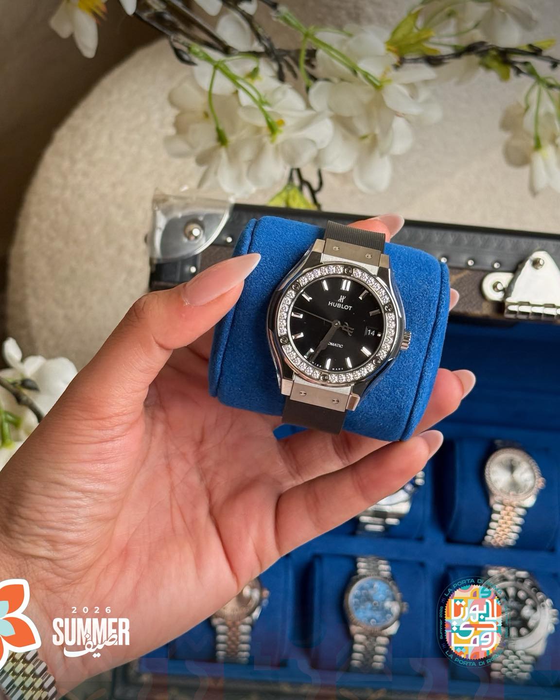 La Porta Di Roma - Online Boutique Facebook ad: اطلالتك تكتمل بساعتك