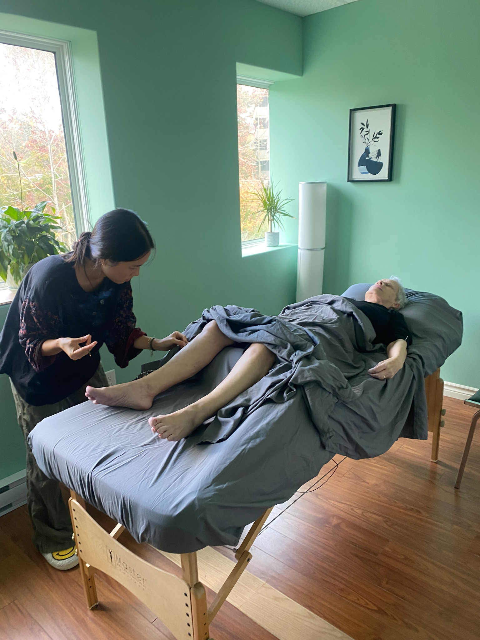 Autumn Institute of Health Facebook ad: $15 Student Acupuncture