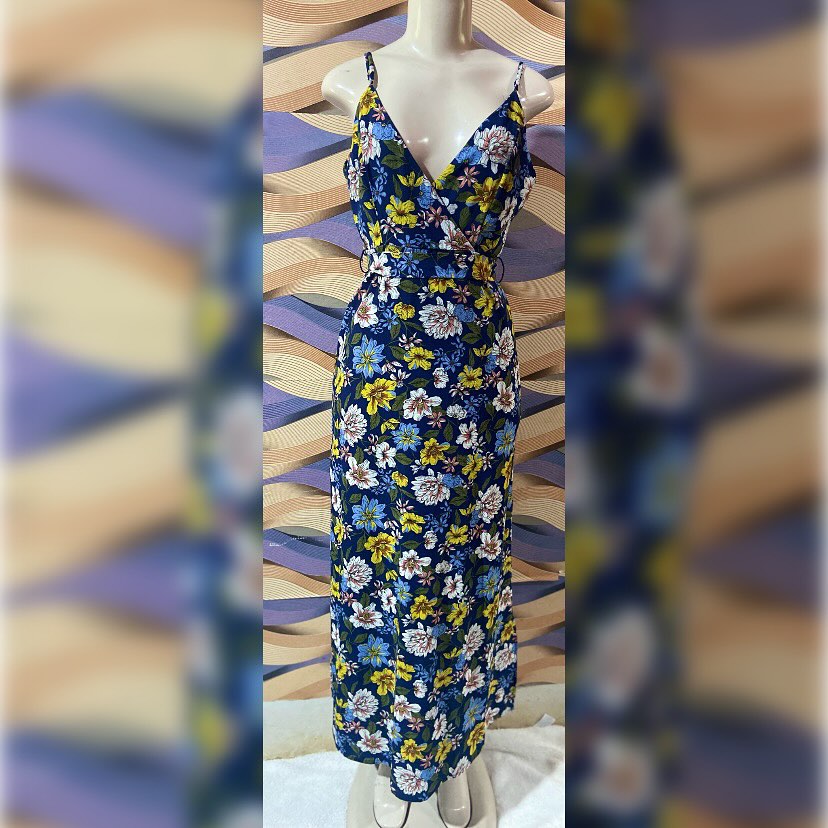 Y.F A tu Estilo Facebook ad: Hermoso vestido M Forever 21 $650
