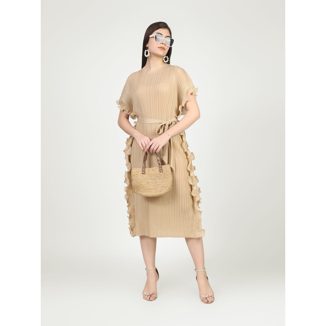 Onto Facebook ad: 15% off at checkout - Discover must-have pieces…