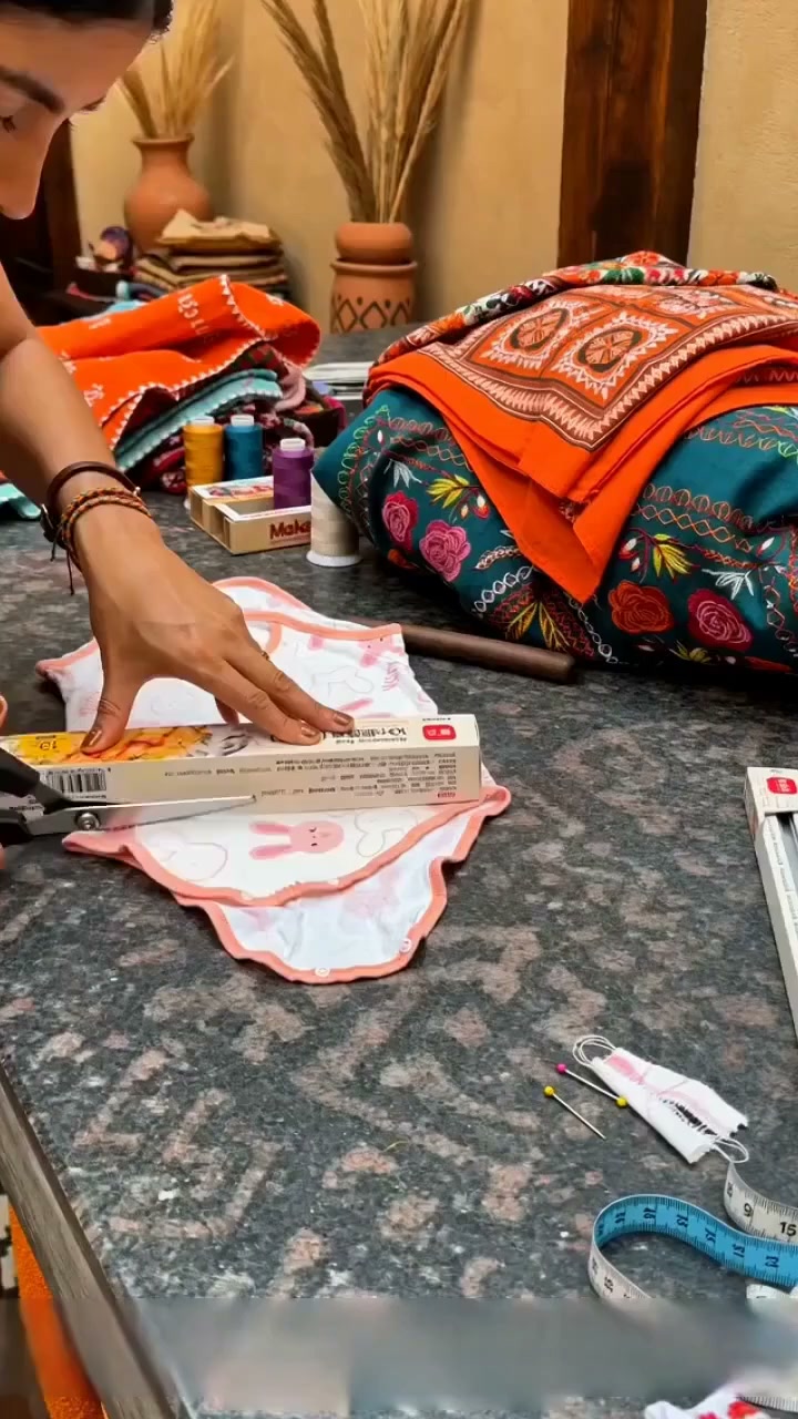 Londonget gift Facebook ad: **THAT FRAYING FABRIC IS RUINING YOUR PROJECT.