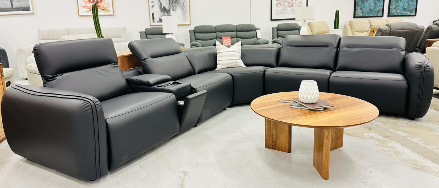 Home Furniture OUTLET Facebook ad