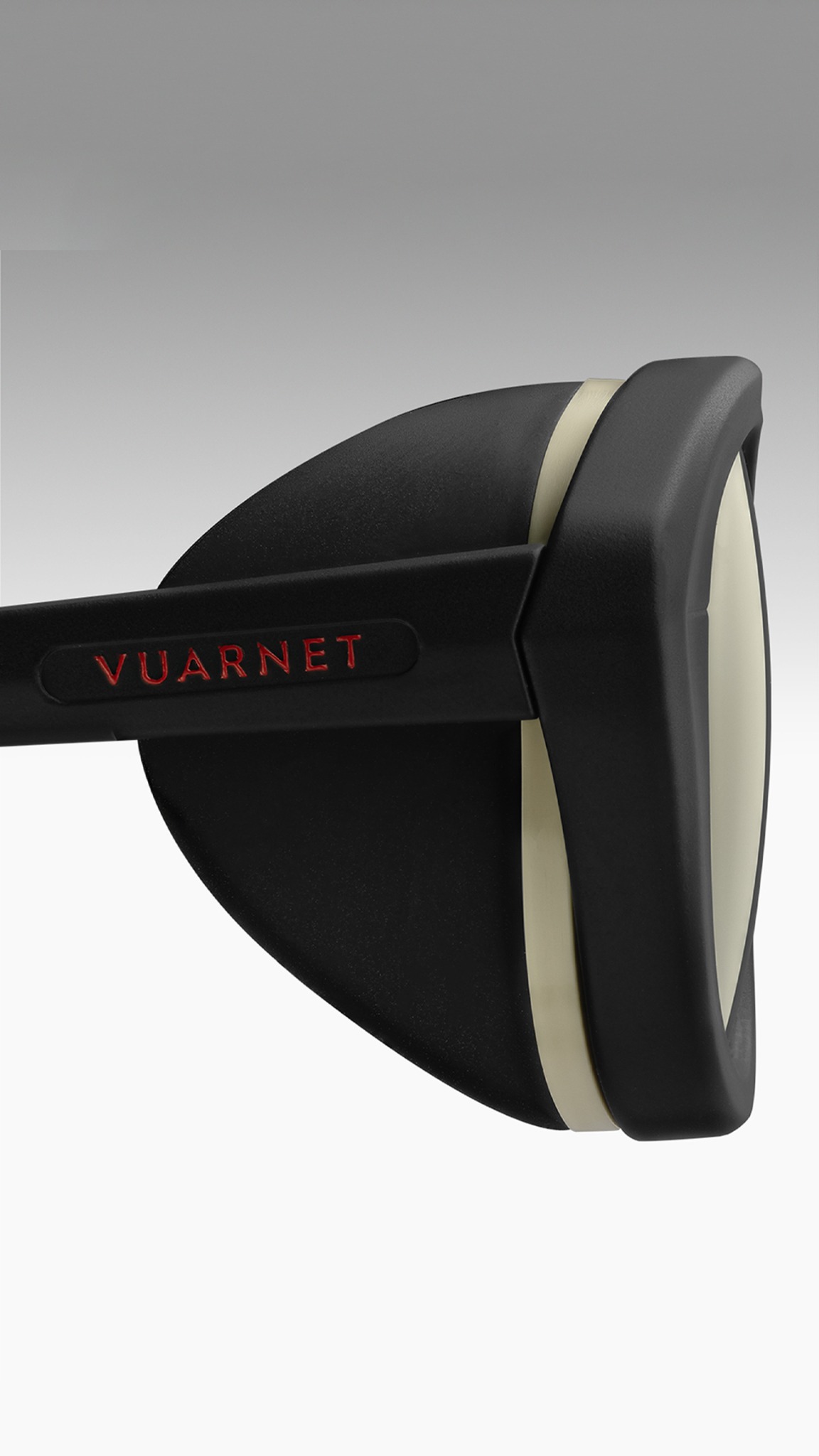 Vuarnet Facebook ad