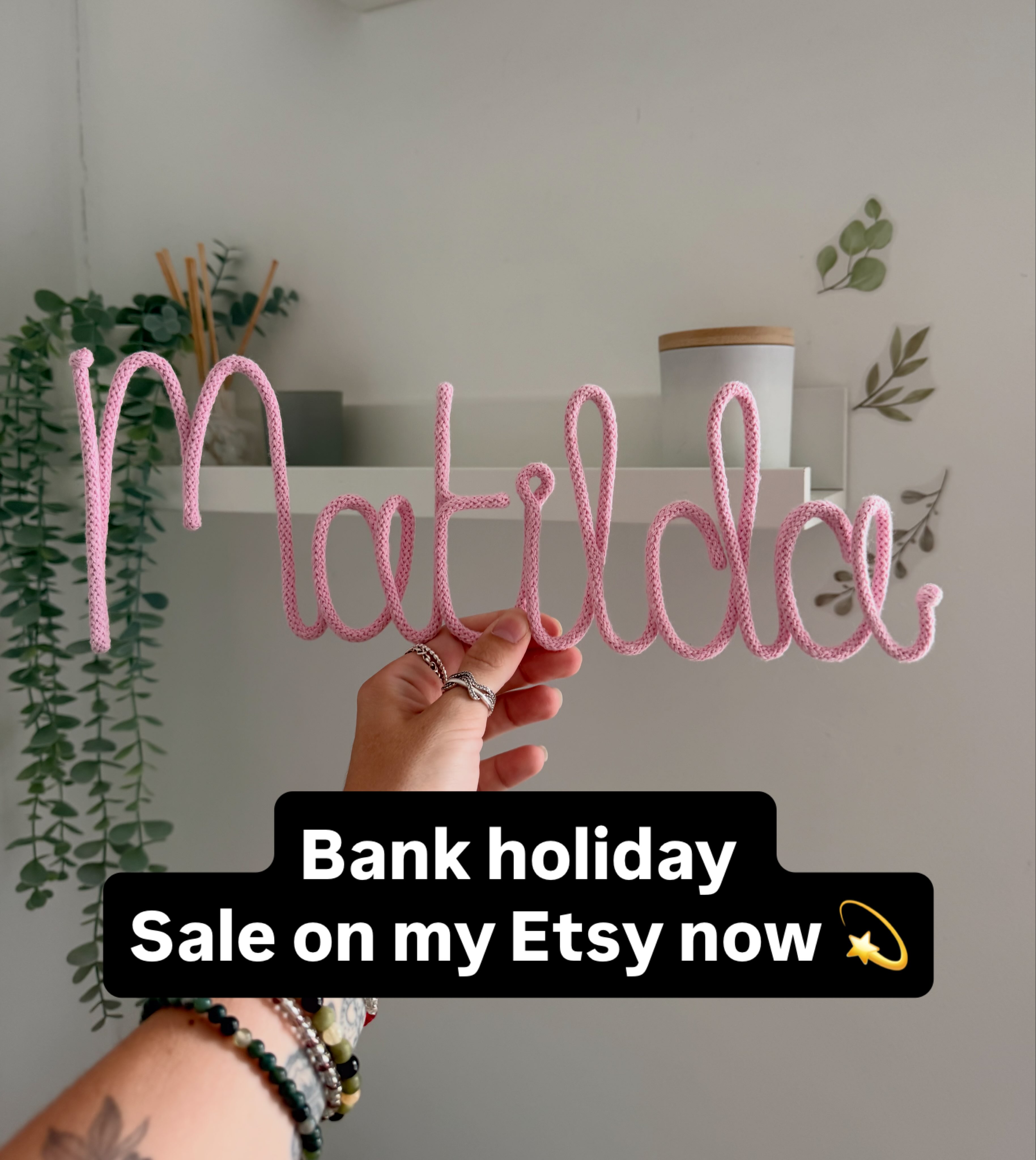 The wired mummy Facebook ad: Thewiredmummy - Etsy