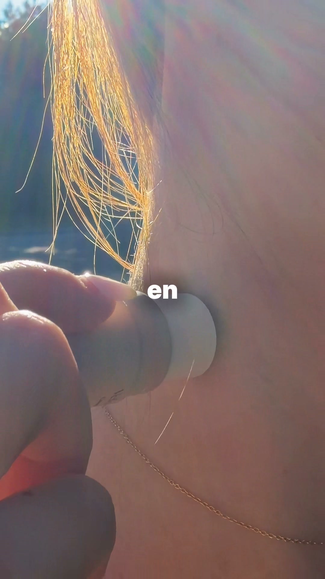 LeParfin Facebook ad: Parfum Solide