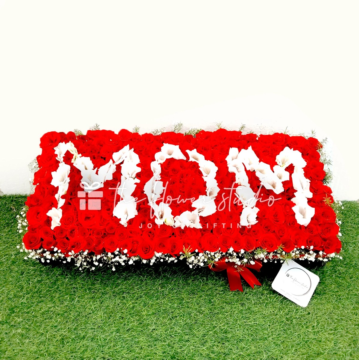 The Flower Studio Facebook ad: Make every moment unforgettable with The Flower Studio!