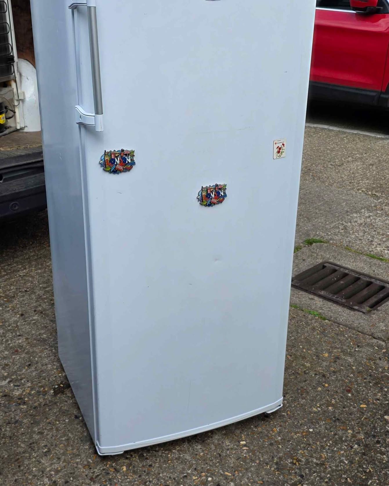 Pyramid Buky Pyramid Facebook ad: Hotpoint upright freezer working perfectly very clean…