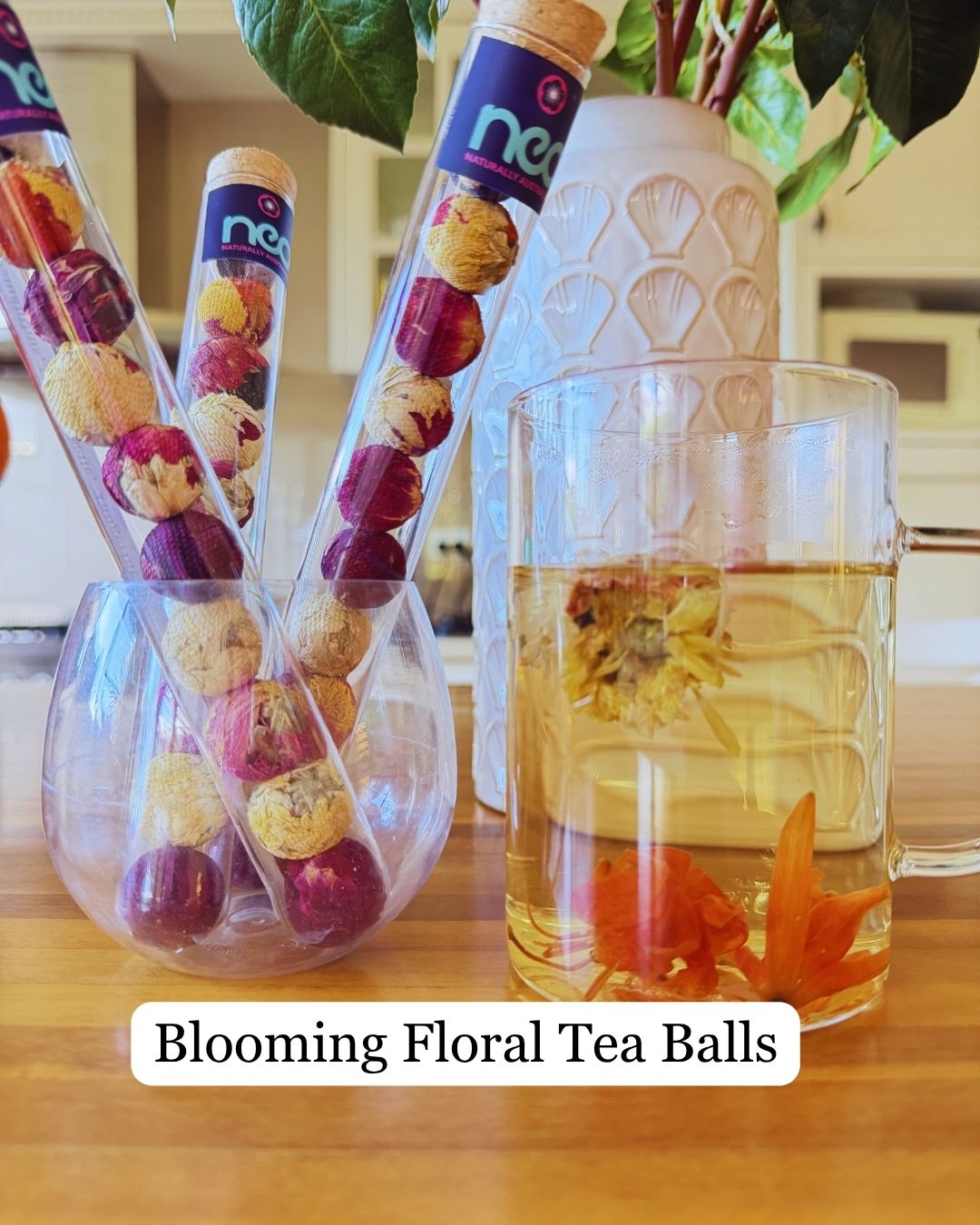 Neo Naturally Australian Facebook ad: Blooming Floral Tea Ball Gift Set