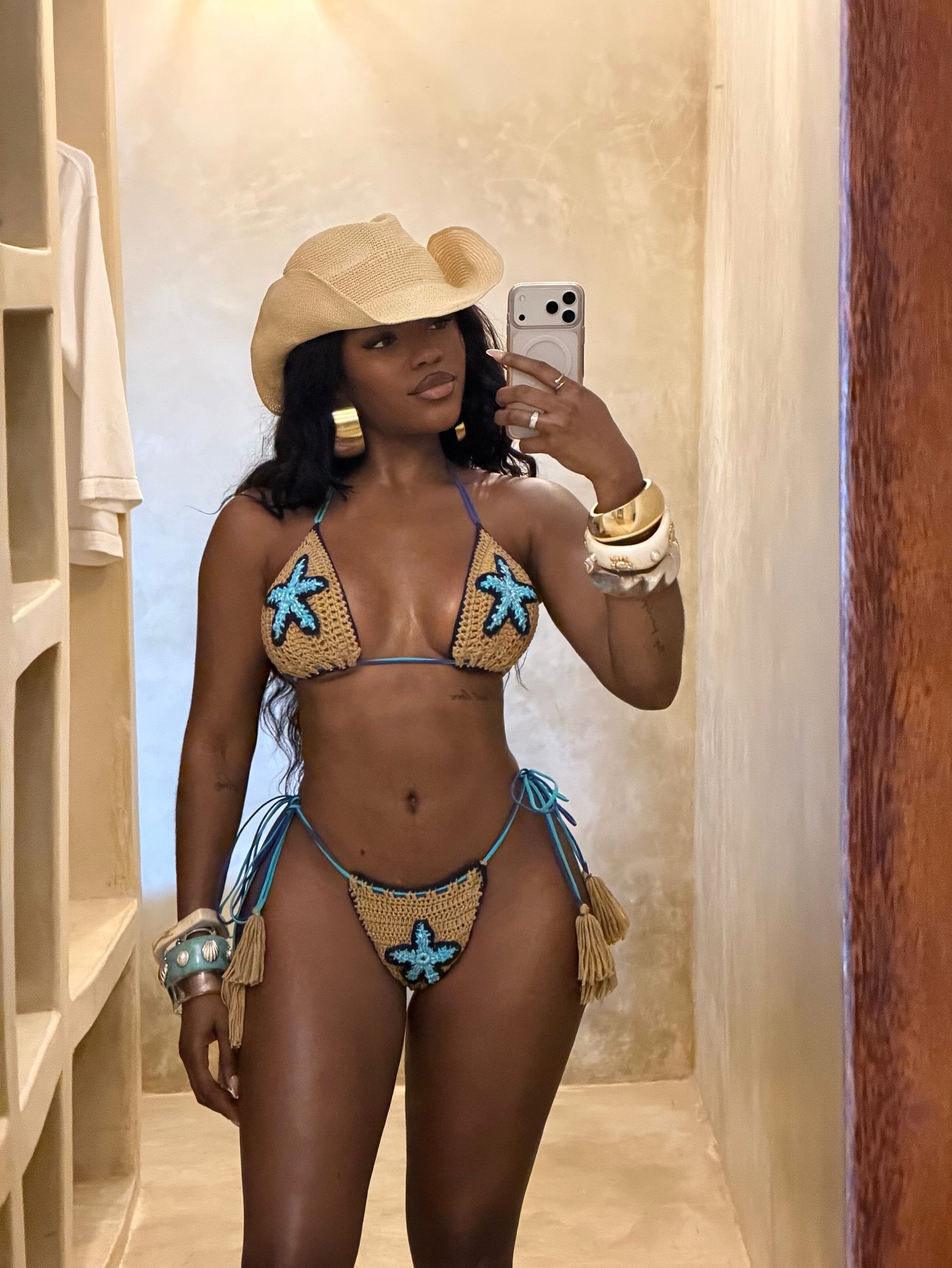 Fashion Nova Facebook ad
