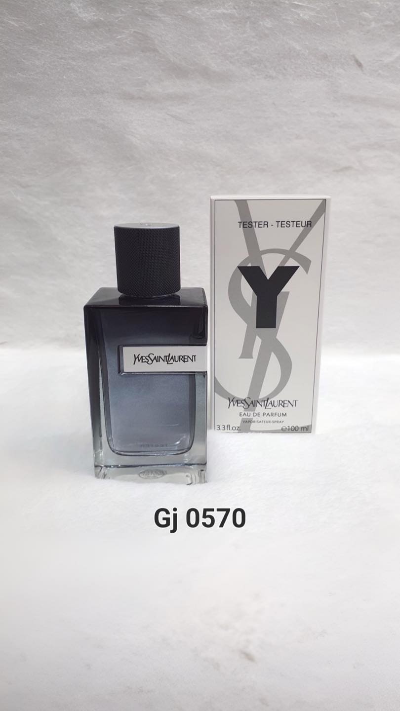 Dubai Screen Shop Facebook ad: Special Offers on Tester Perfumes