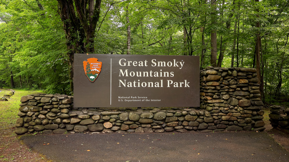 Smoky Mountain National Park Facebook ad: Smoky Mountain National