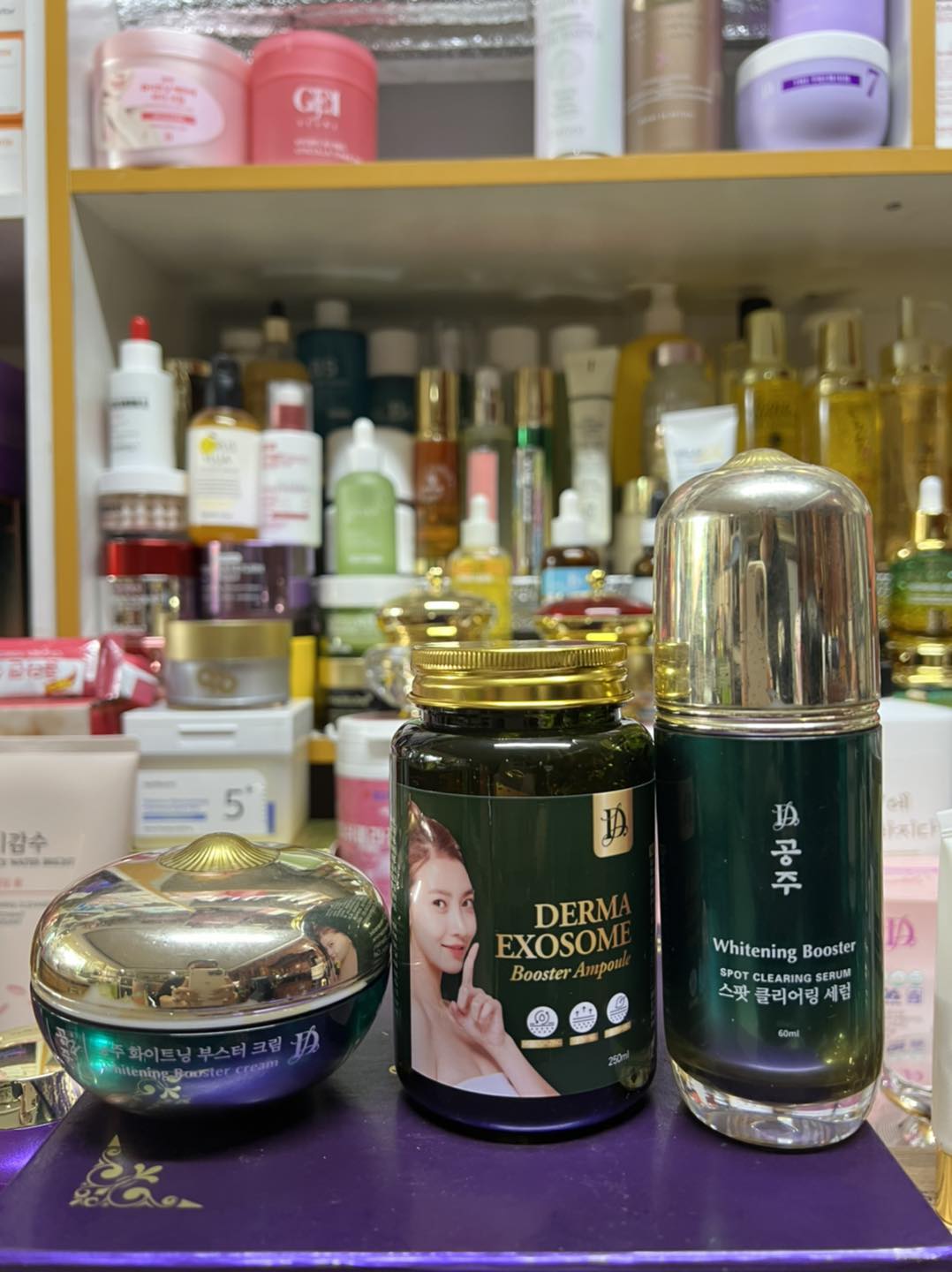 Somnang លក់ផលិតផលសុទ្ធរបស់កូរ៉េ Facebook ad: មកហើយបងផលិតផលកូរ៉េសុទ្ធ100%ធានាទាំងតំលៃនិងគុណភាព ជូន…