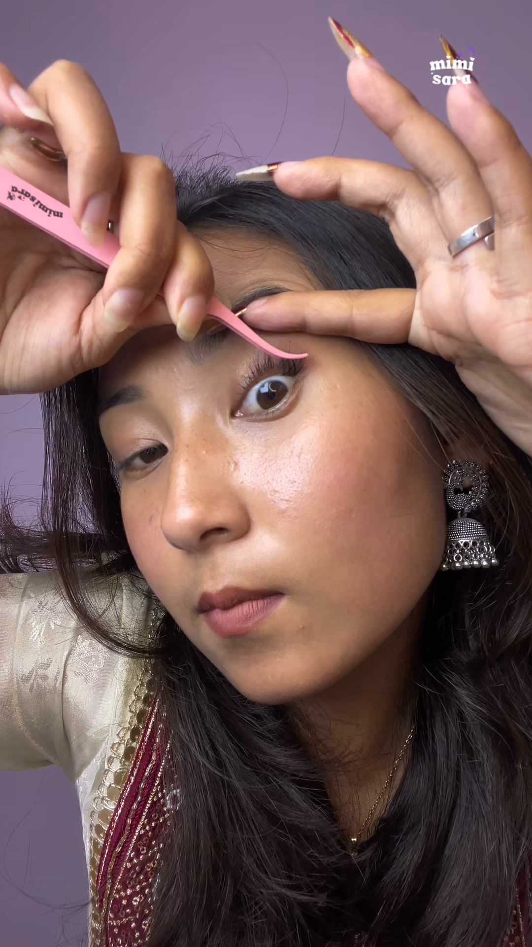 MimiSara India Facebook ad: Salon lashes, but make it DIY